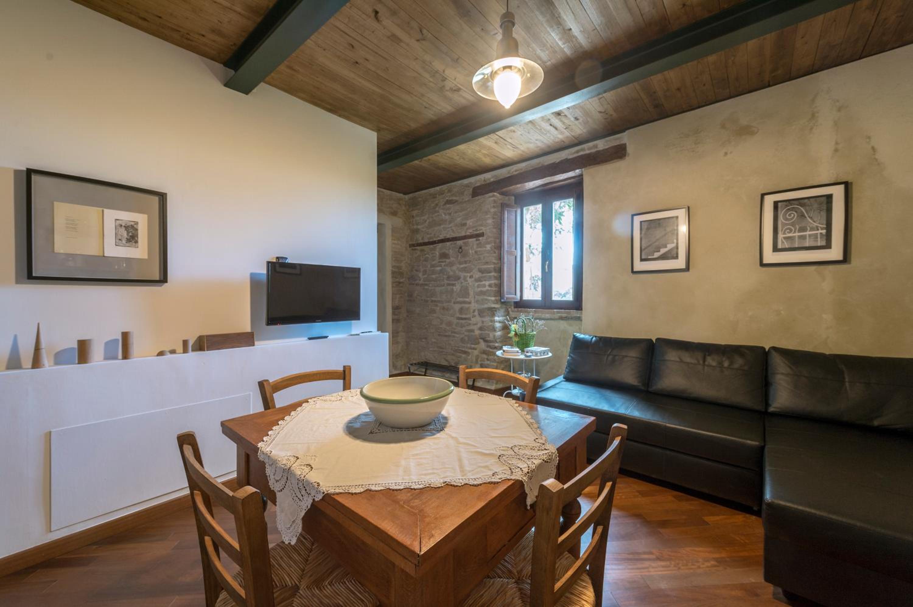 One-Bedroom House - Photo 1