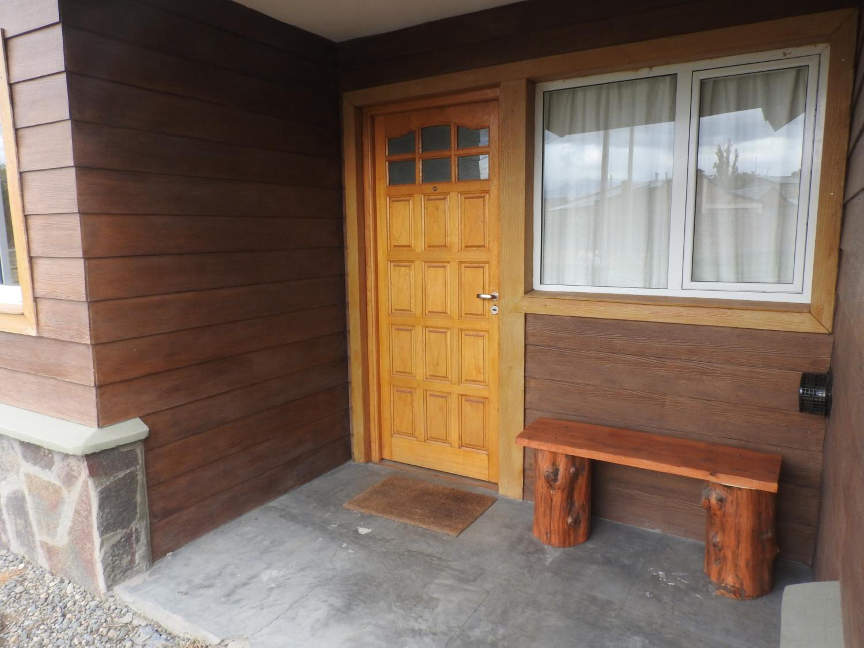 Two-Bedroom Bungalow (6 Adults) photo 2