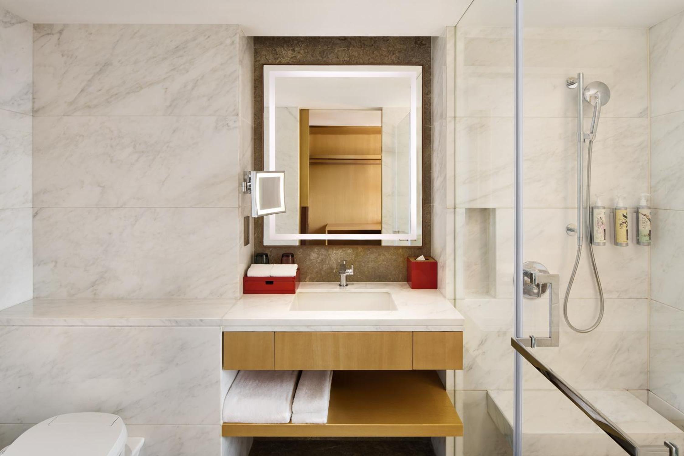 Executive King Room with City View photo 1