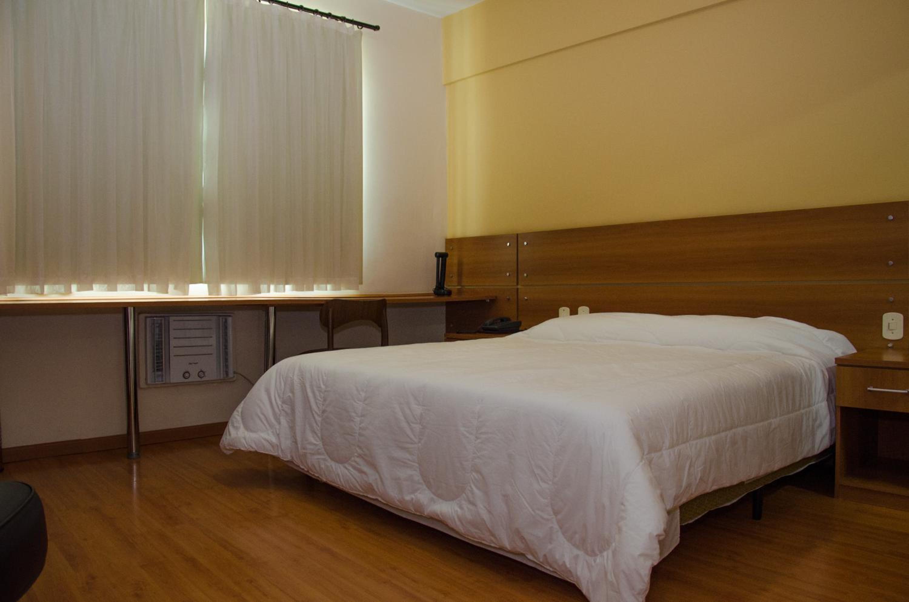 Standard Double or Twin Room photo 2