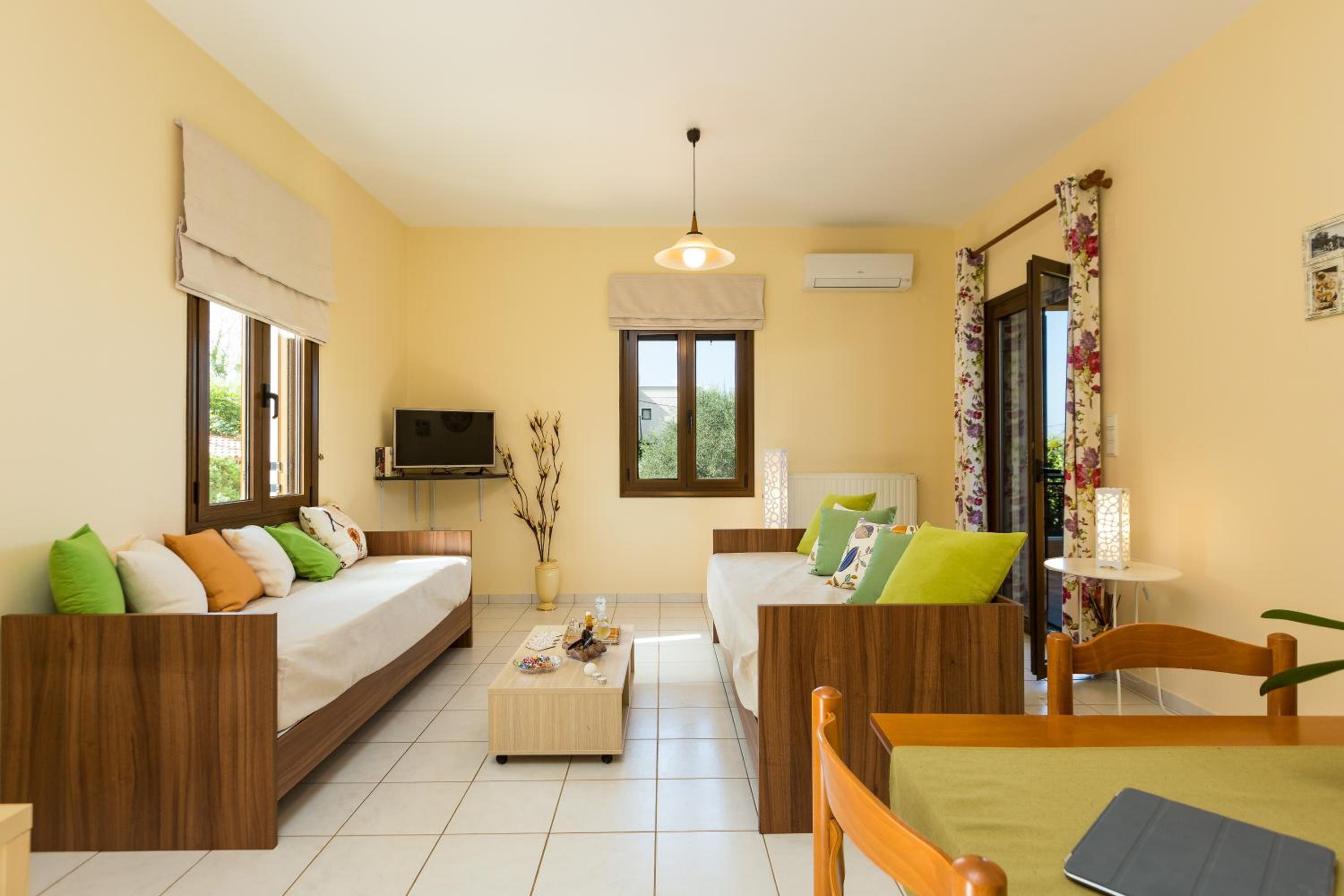 Apartment with Terrace photo 2