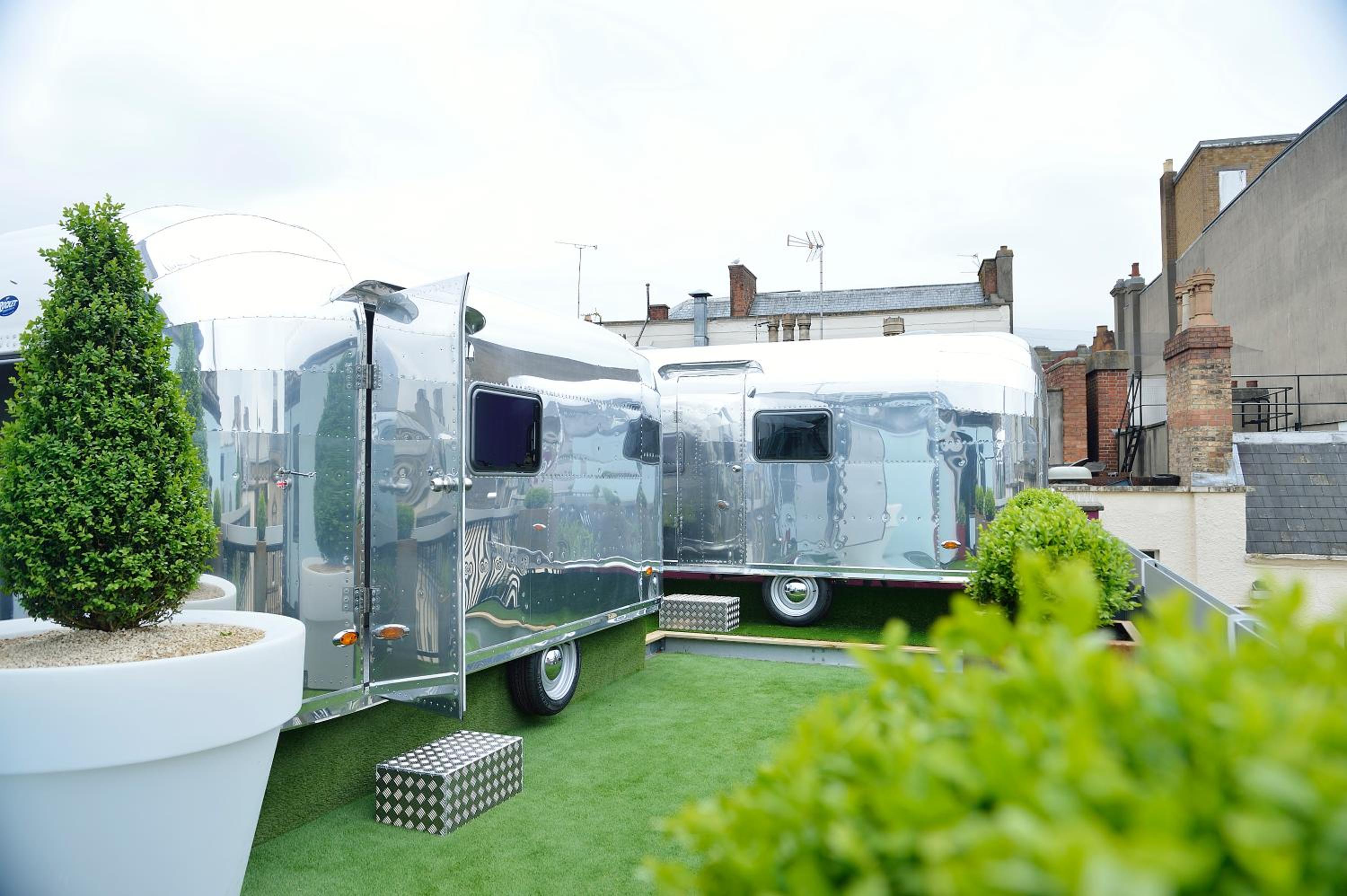 Superior Caravan (2 Adults) - Photo 3
