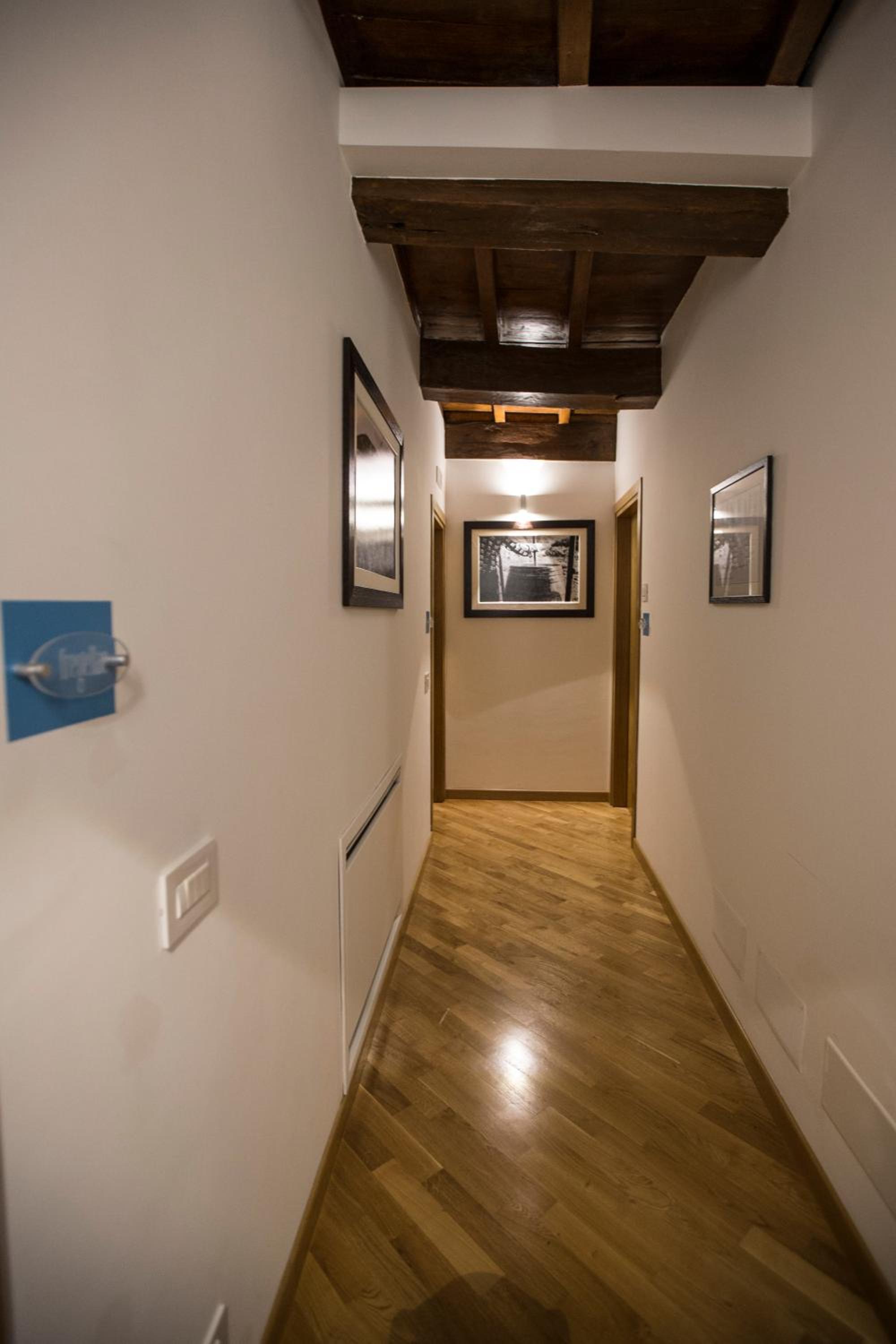 Double Room - Photo 5