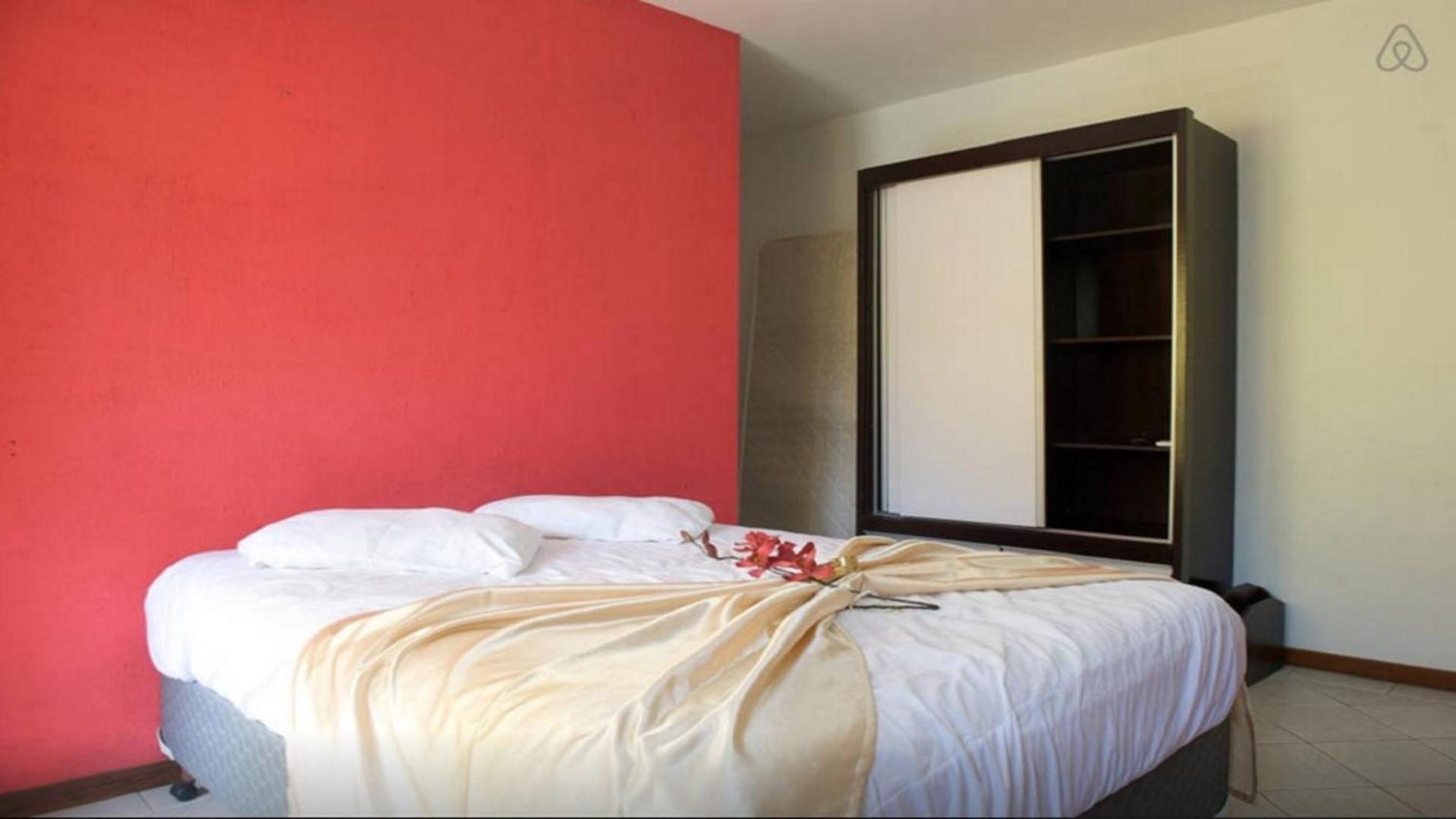 Studio Apartment - Photo 8