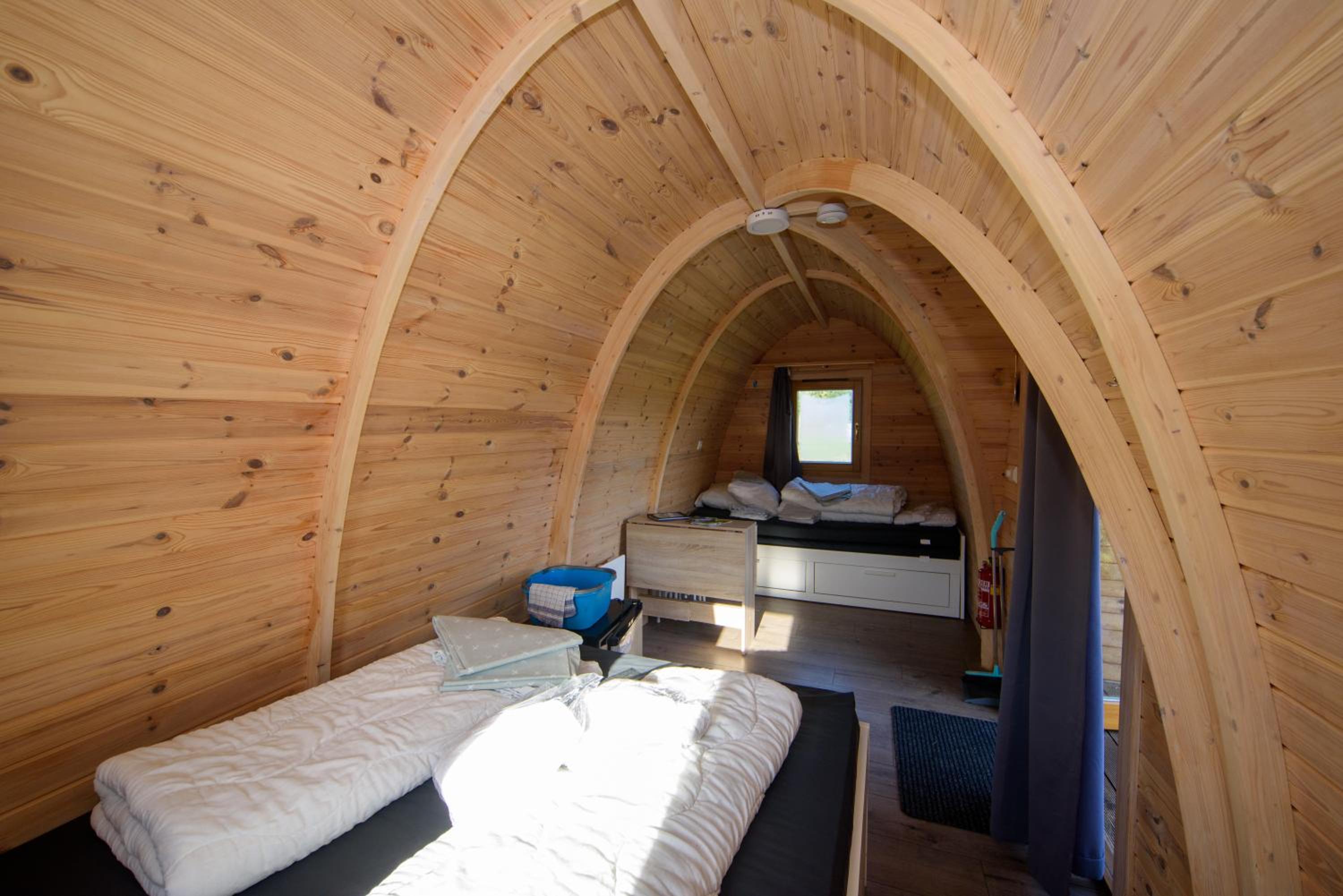 Quadruple Room with Shared Bathroom photo 2