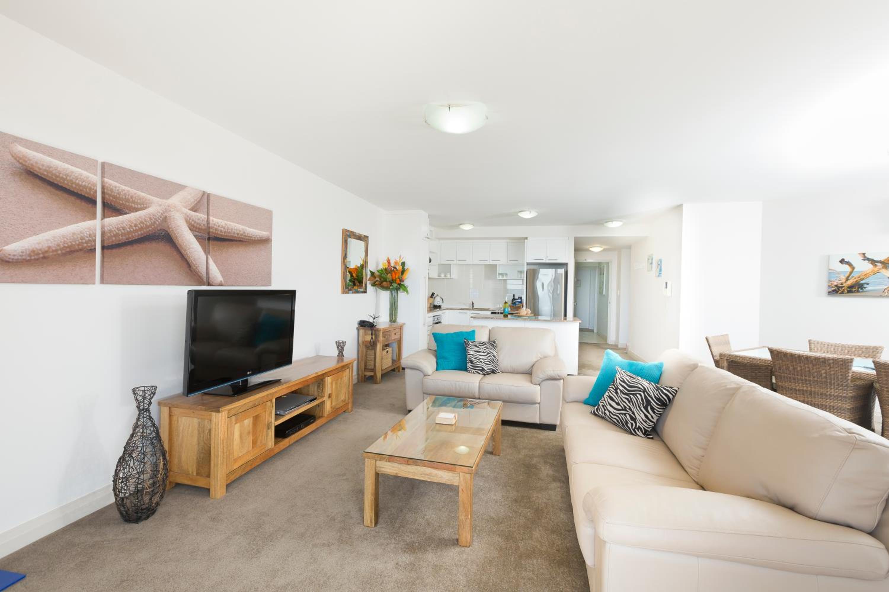 Superior One-Bedroom Apartment with Water View photo 1