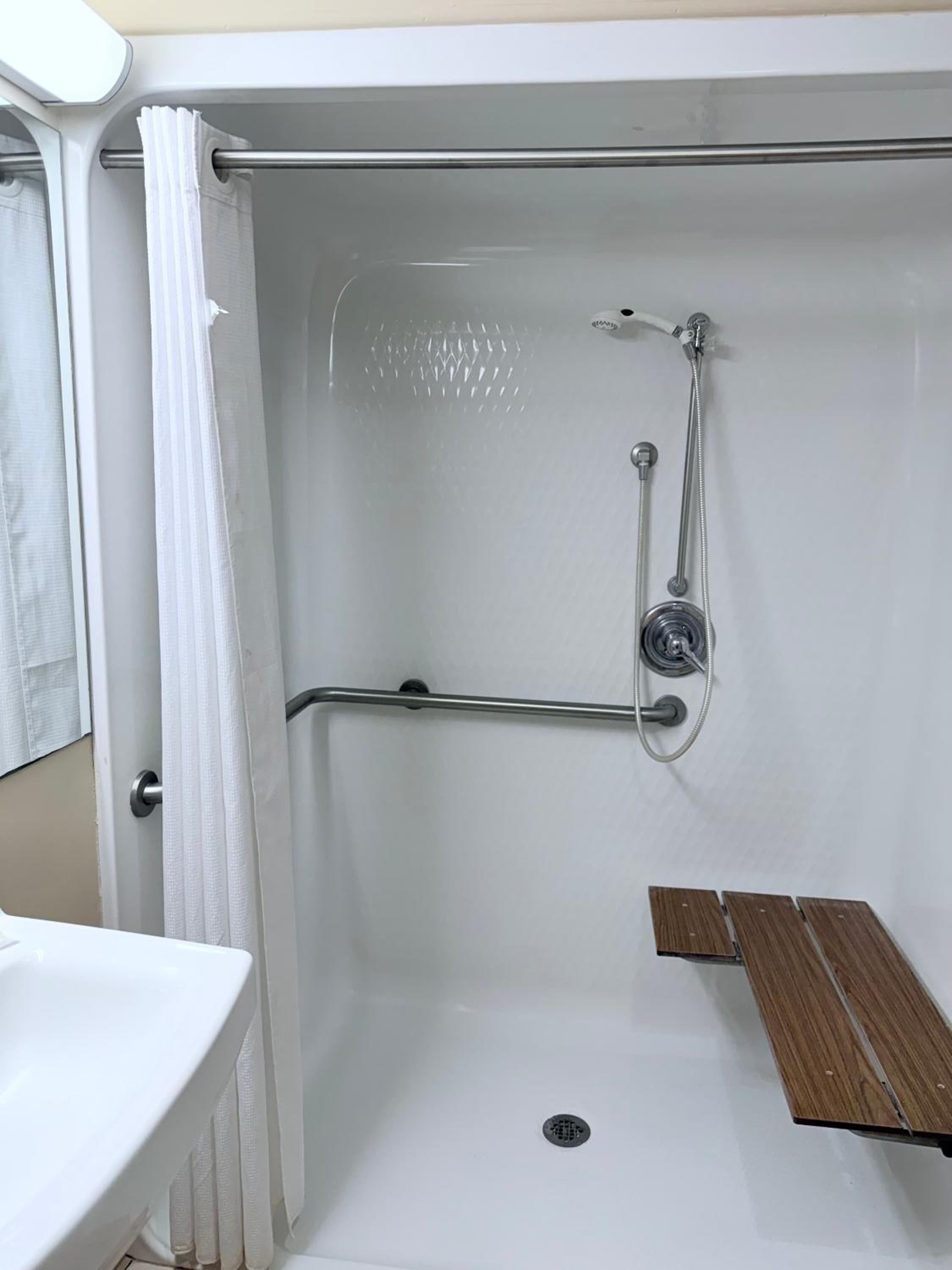 Double Room - Disability Access photo 1
