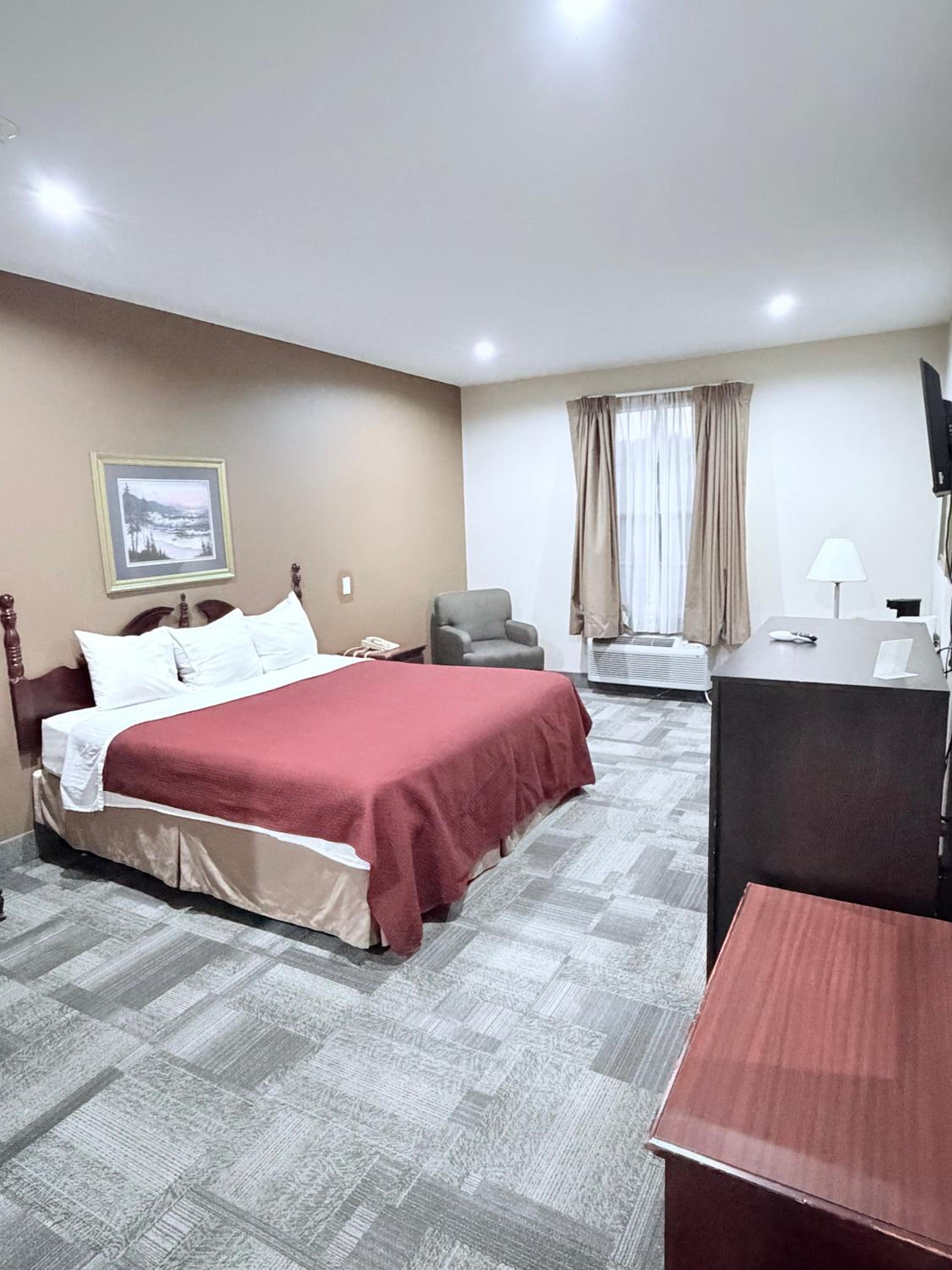 King Room - Disability Access photo 2