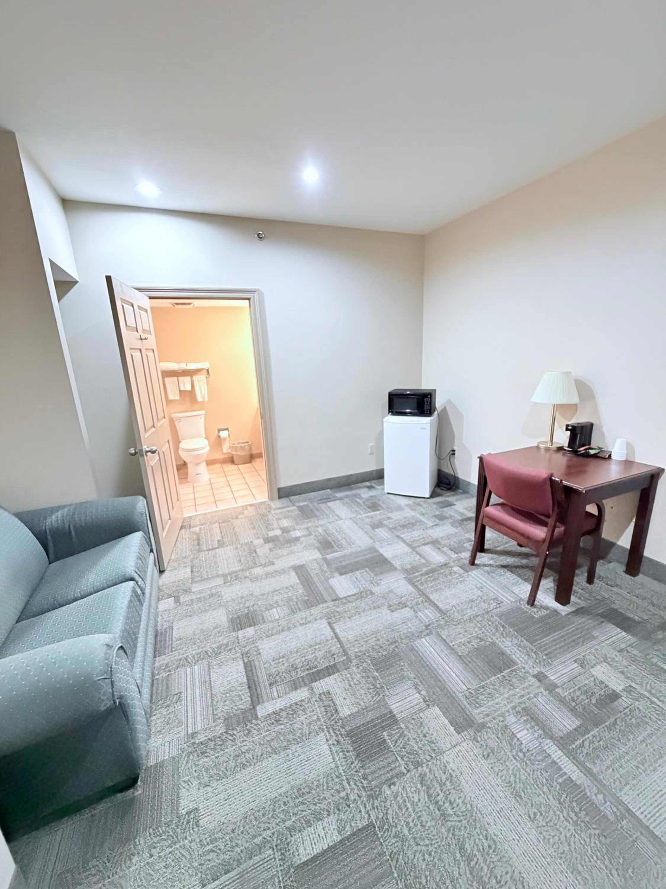 Superior King Room photo 2