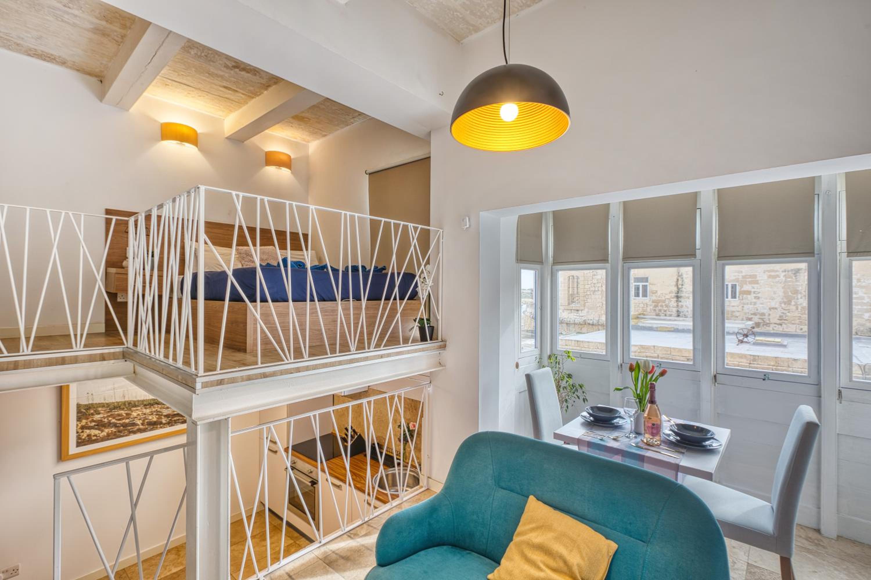 One-Bedroom Apartment