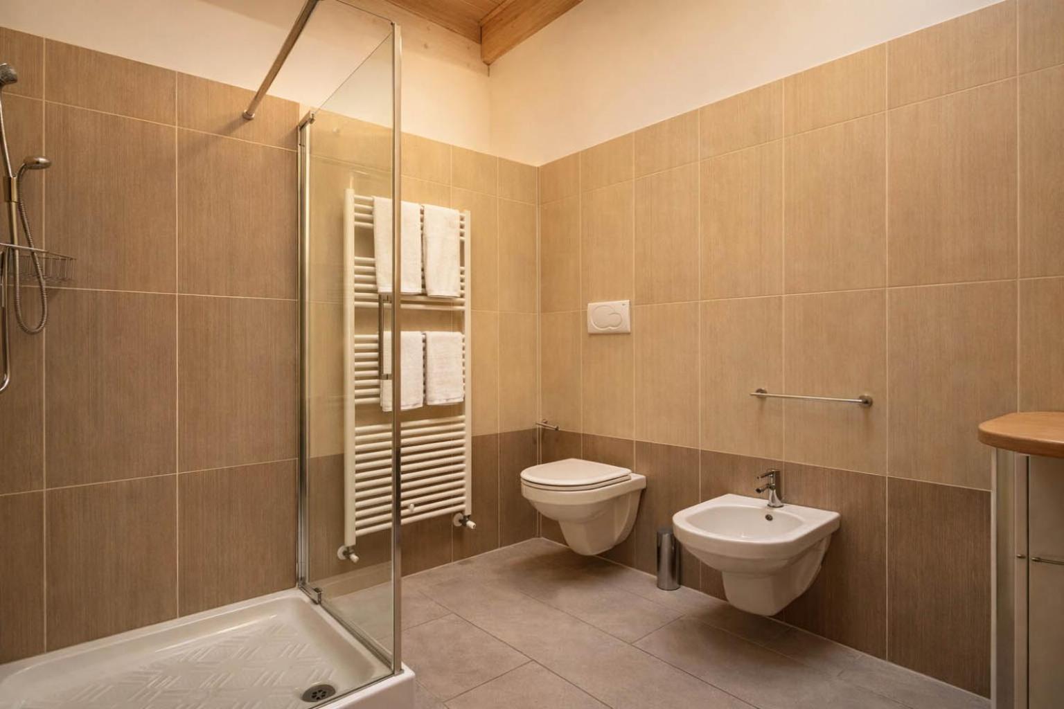 Junior Suite with Pool View photo 3