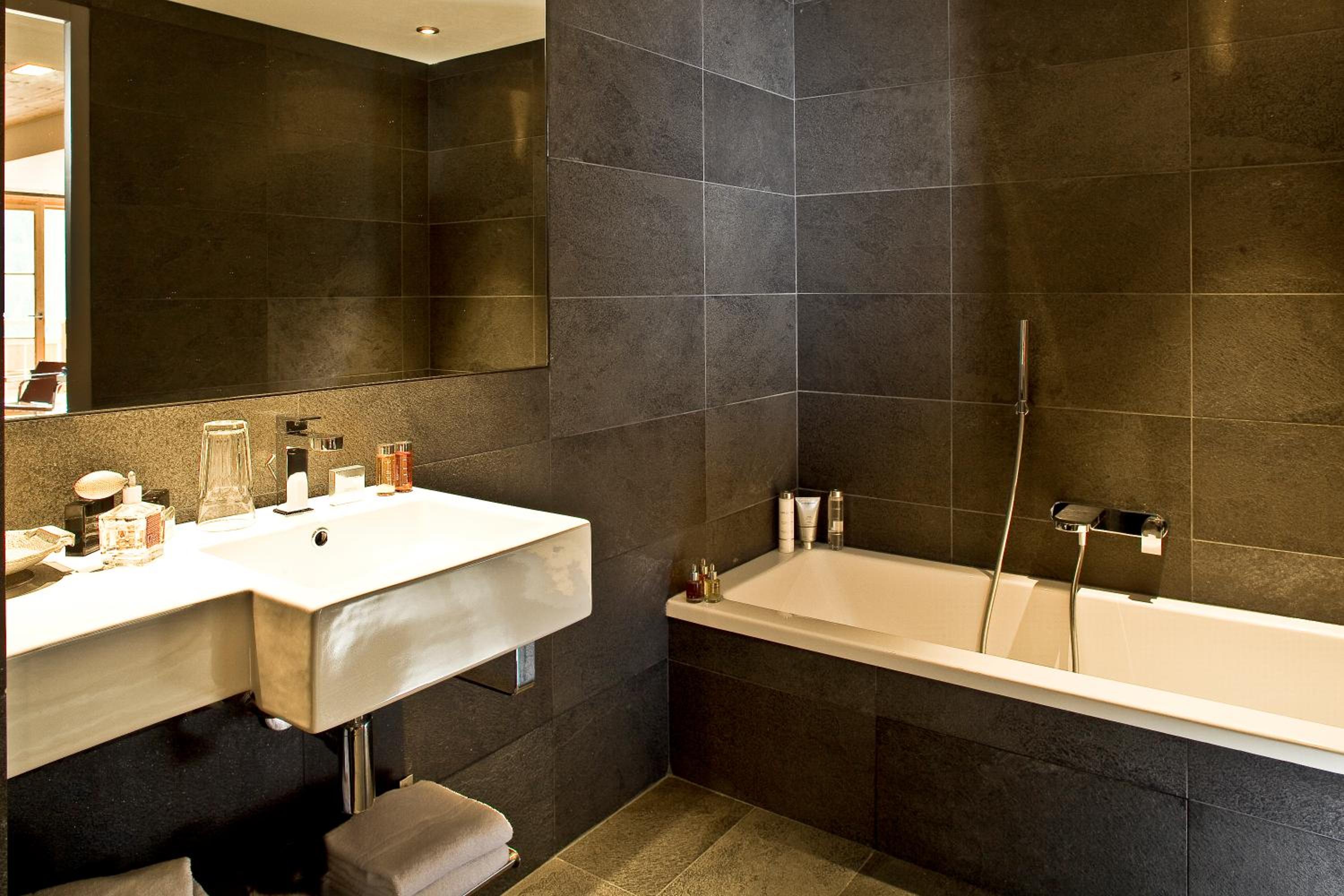 Double Room - Photo 5