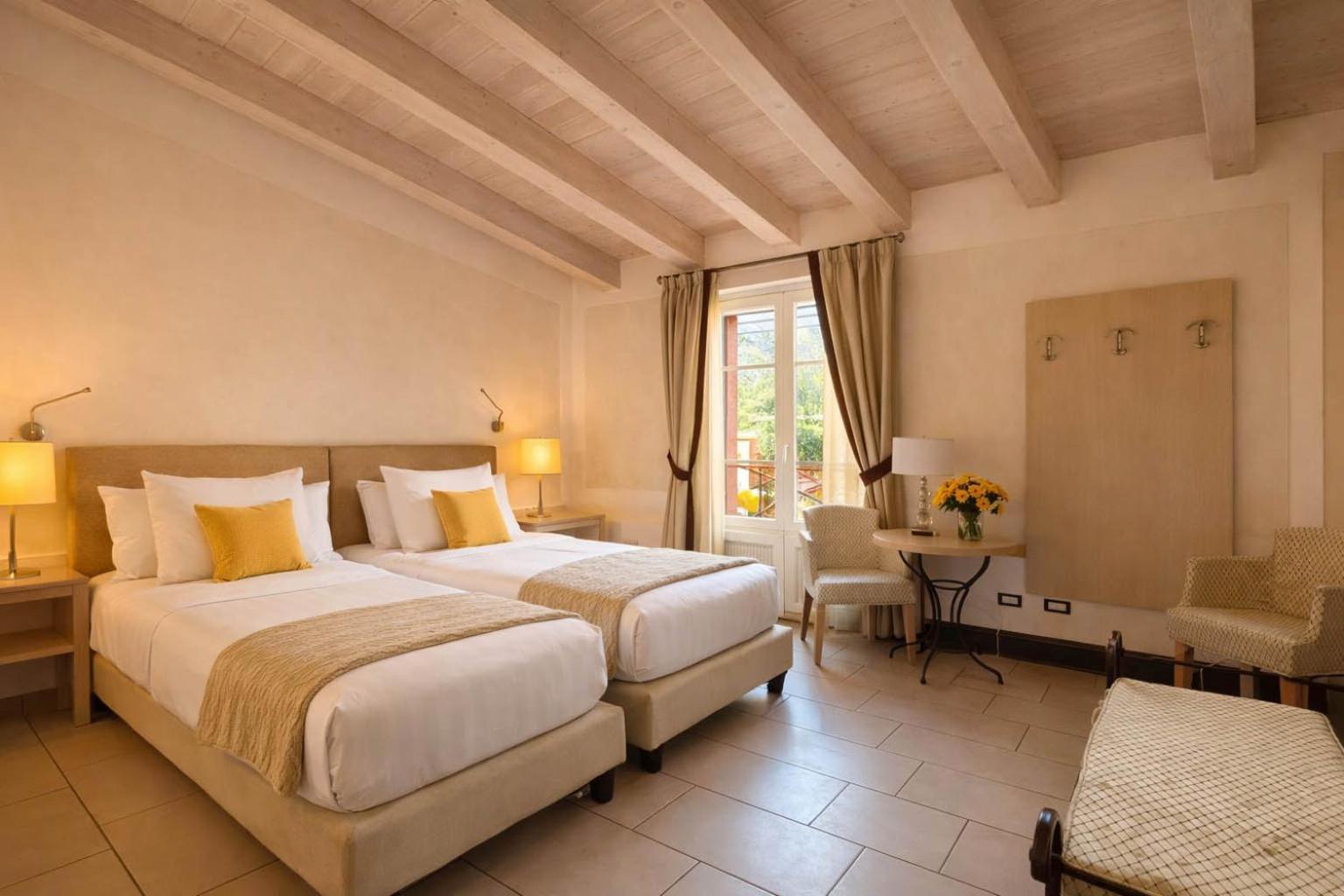 Double Room with Lake View photo 3