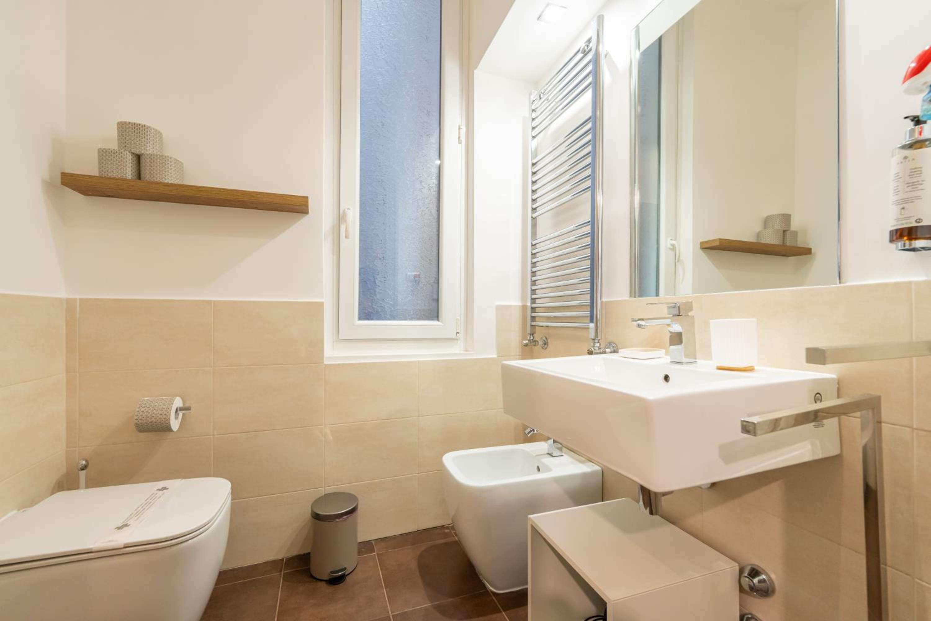 Deluxe Triple Room photo 3