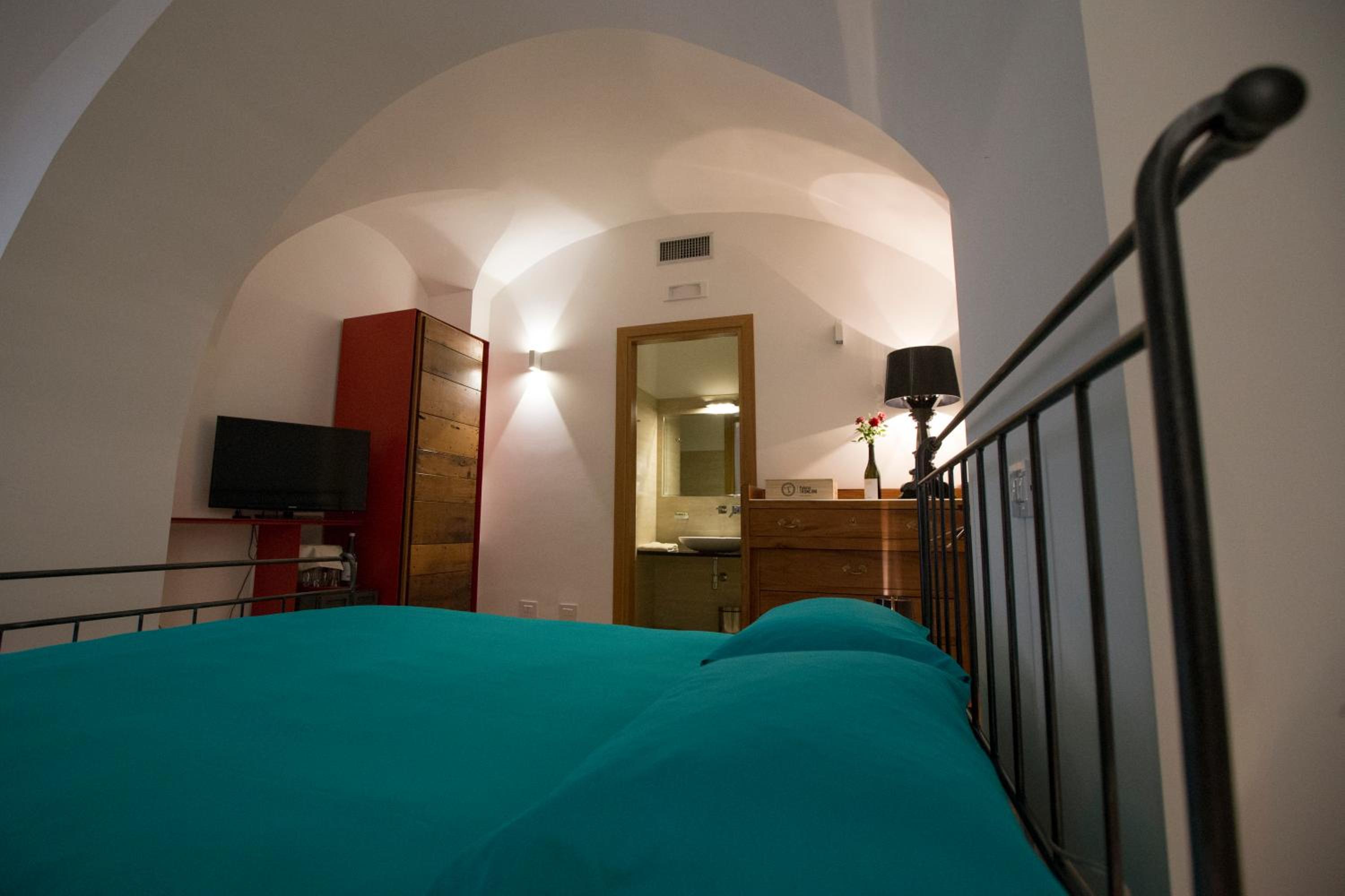 Double Room with Mountain View - Photo 8