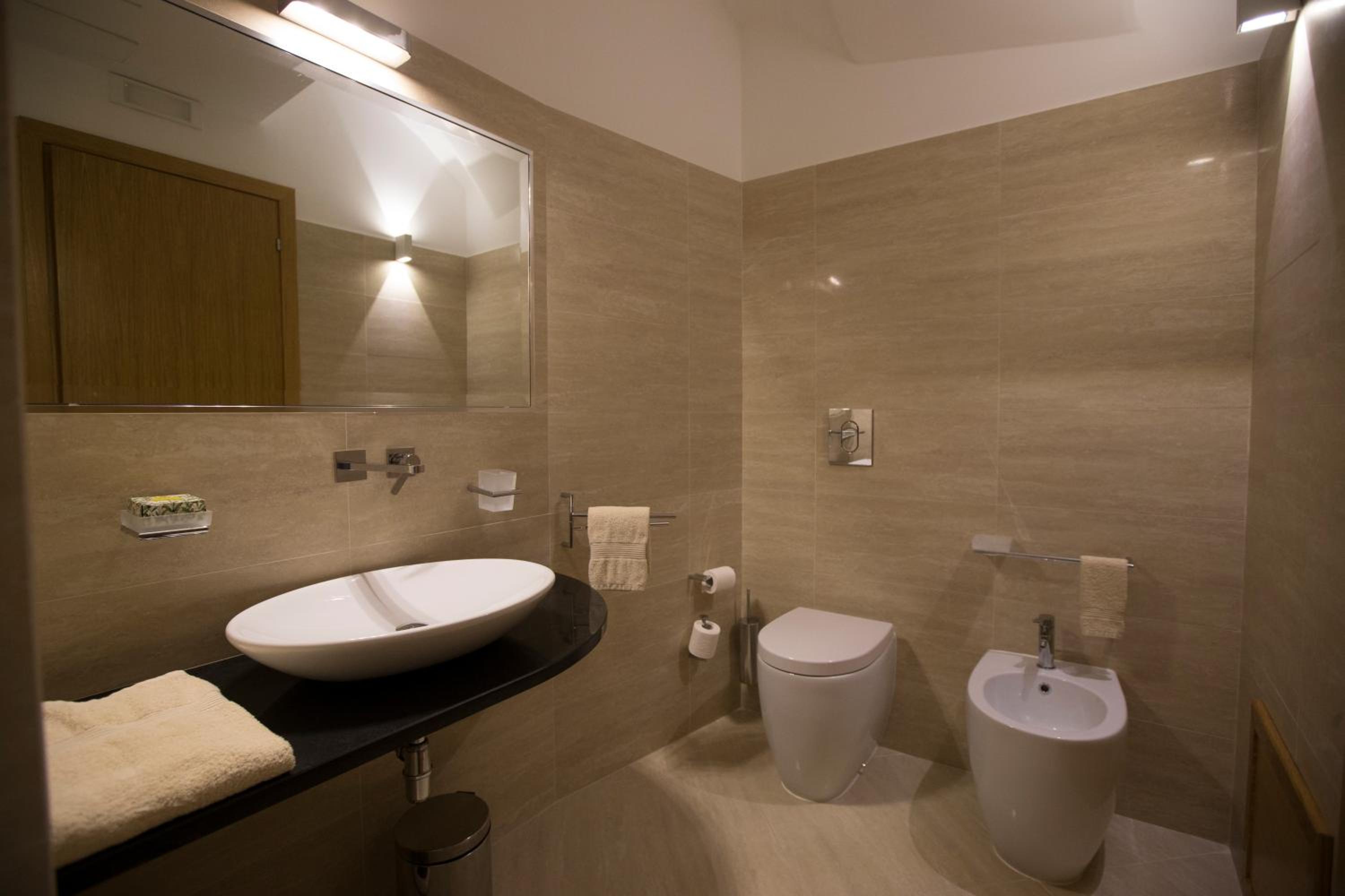 Double Room with Mountain View - Photo 15