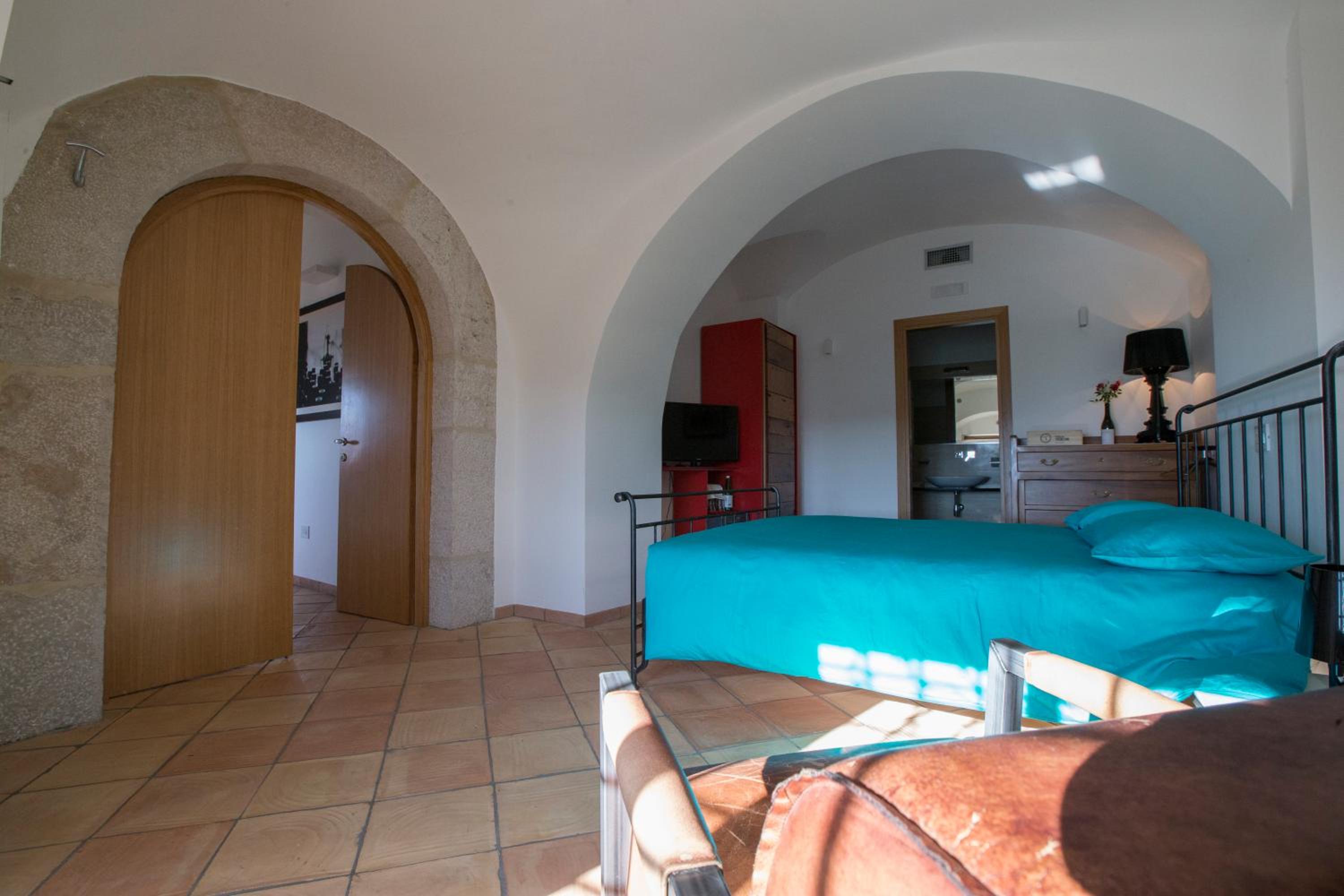 Double Room with Mountain View - Photo 4