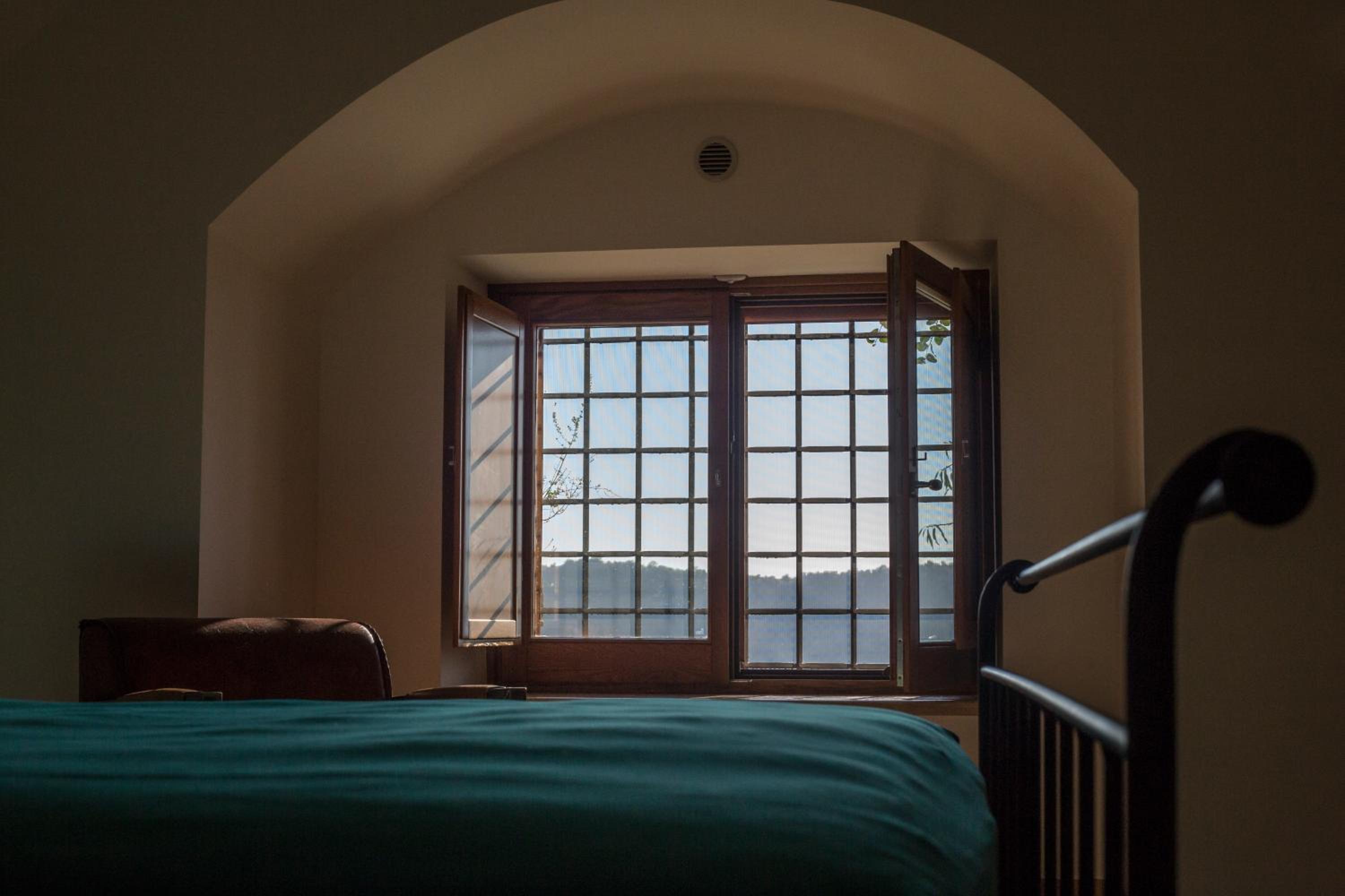 Double Room with Mountain View - Photo 3