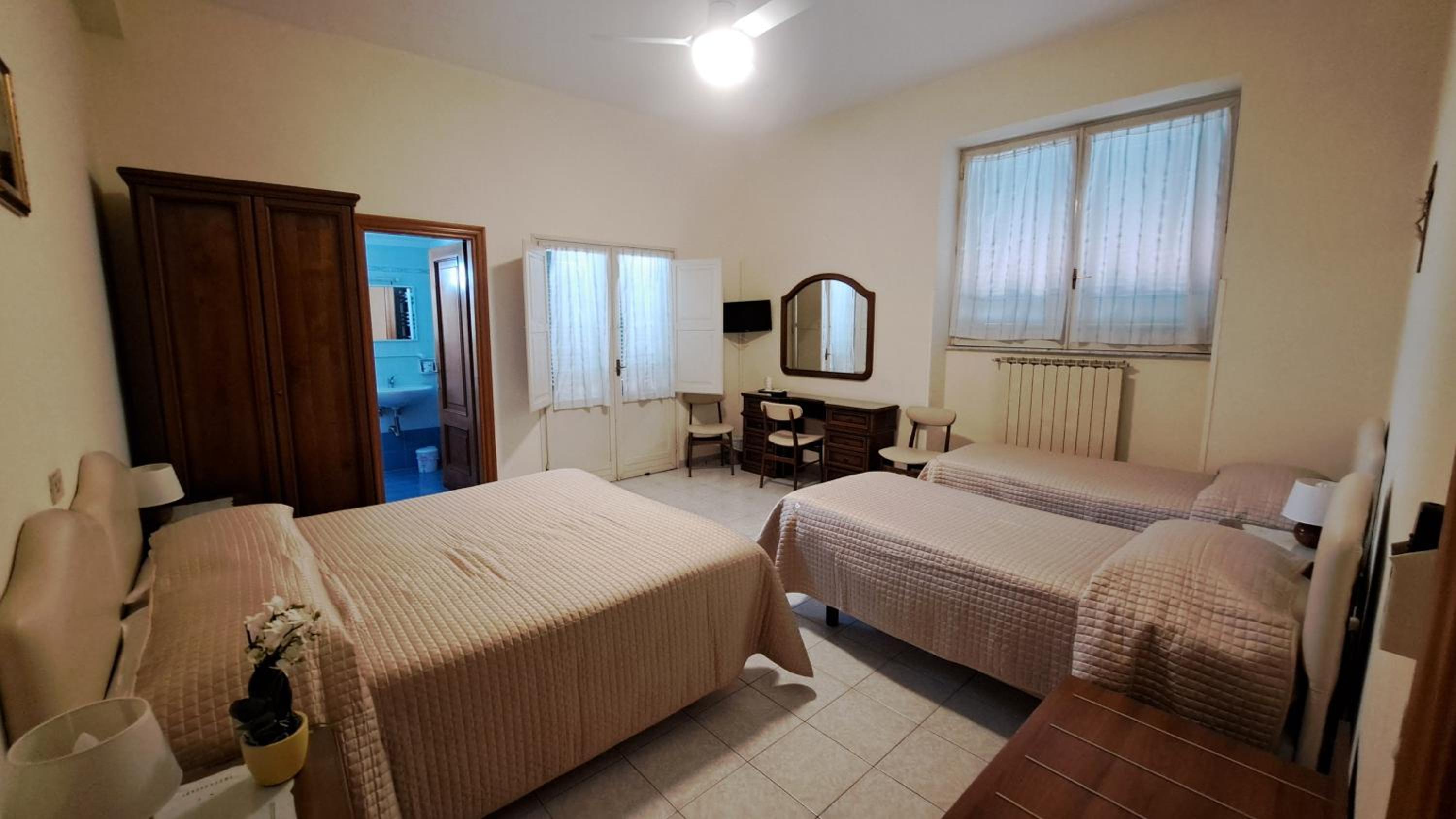 Quadruple Room with Sea View