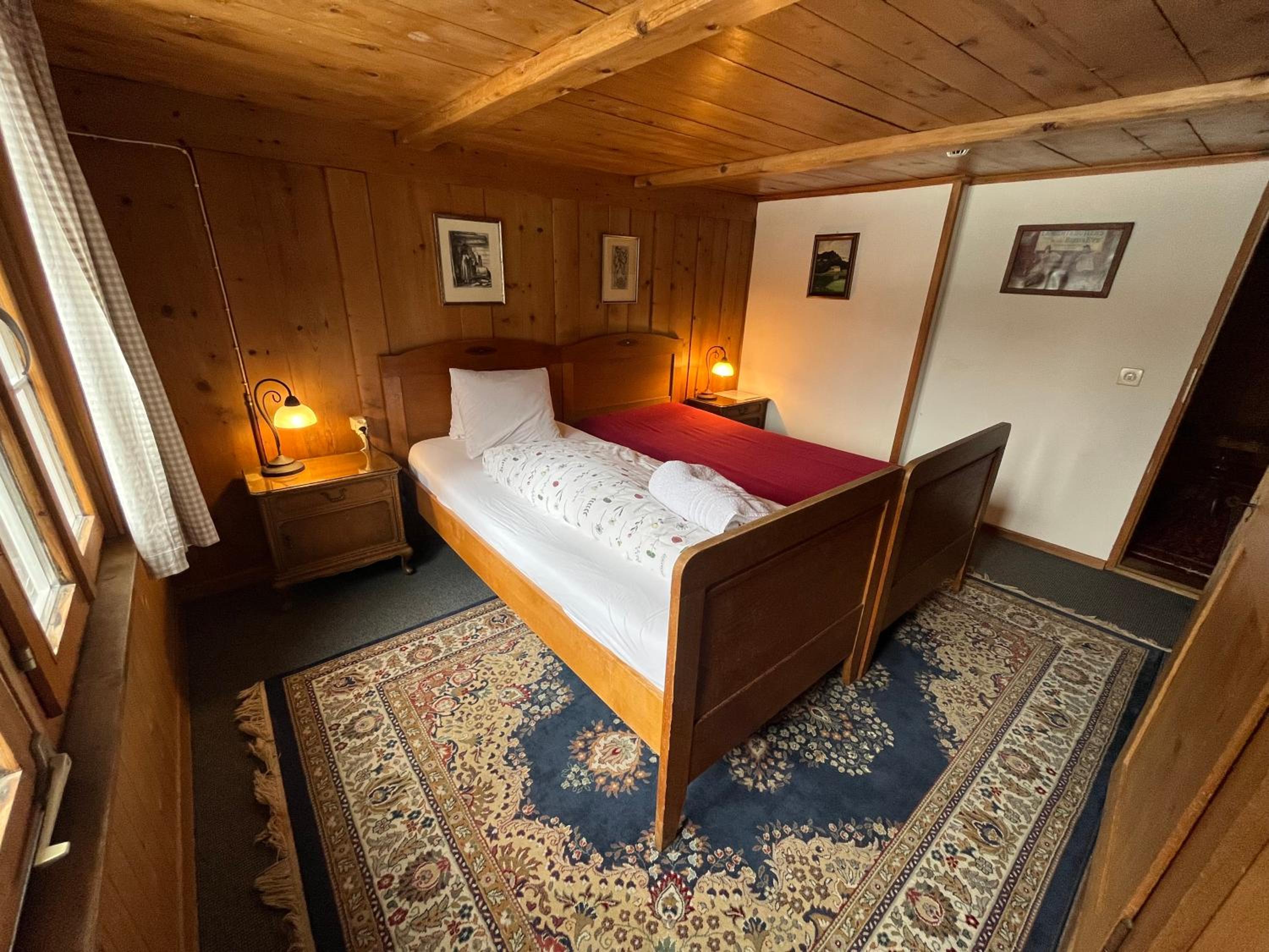 Single Room with Shared Bathroom