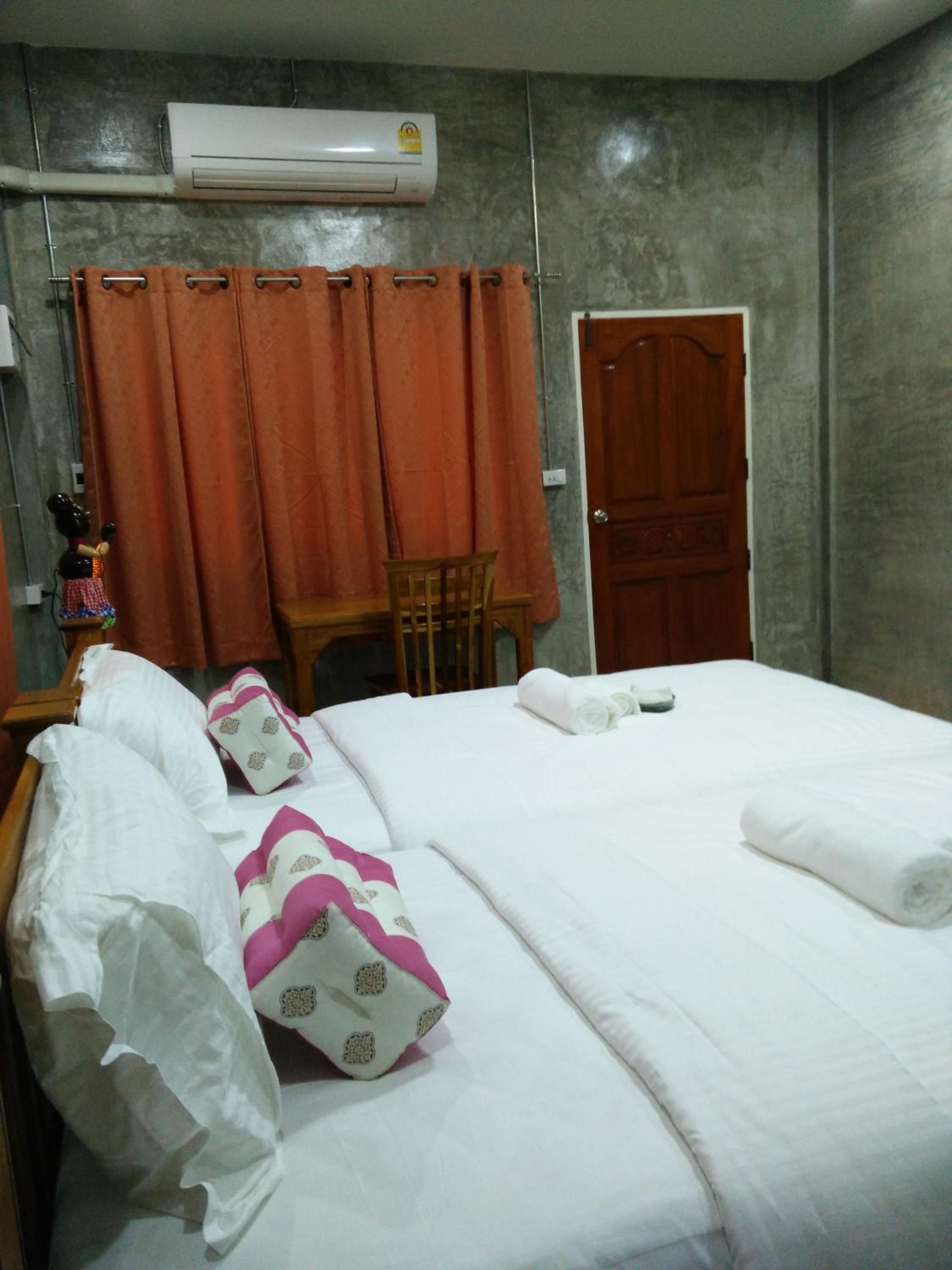 Twin Room photo 2