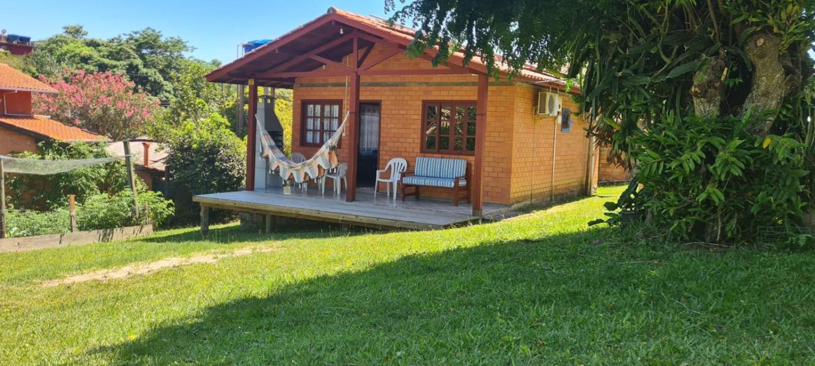 Two-Bedroom House photo 2