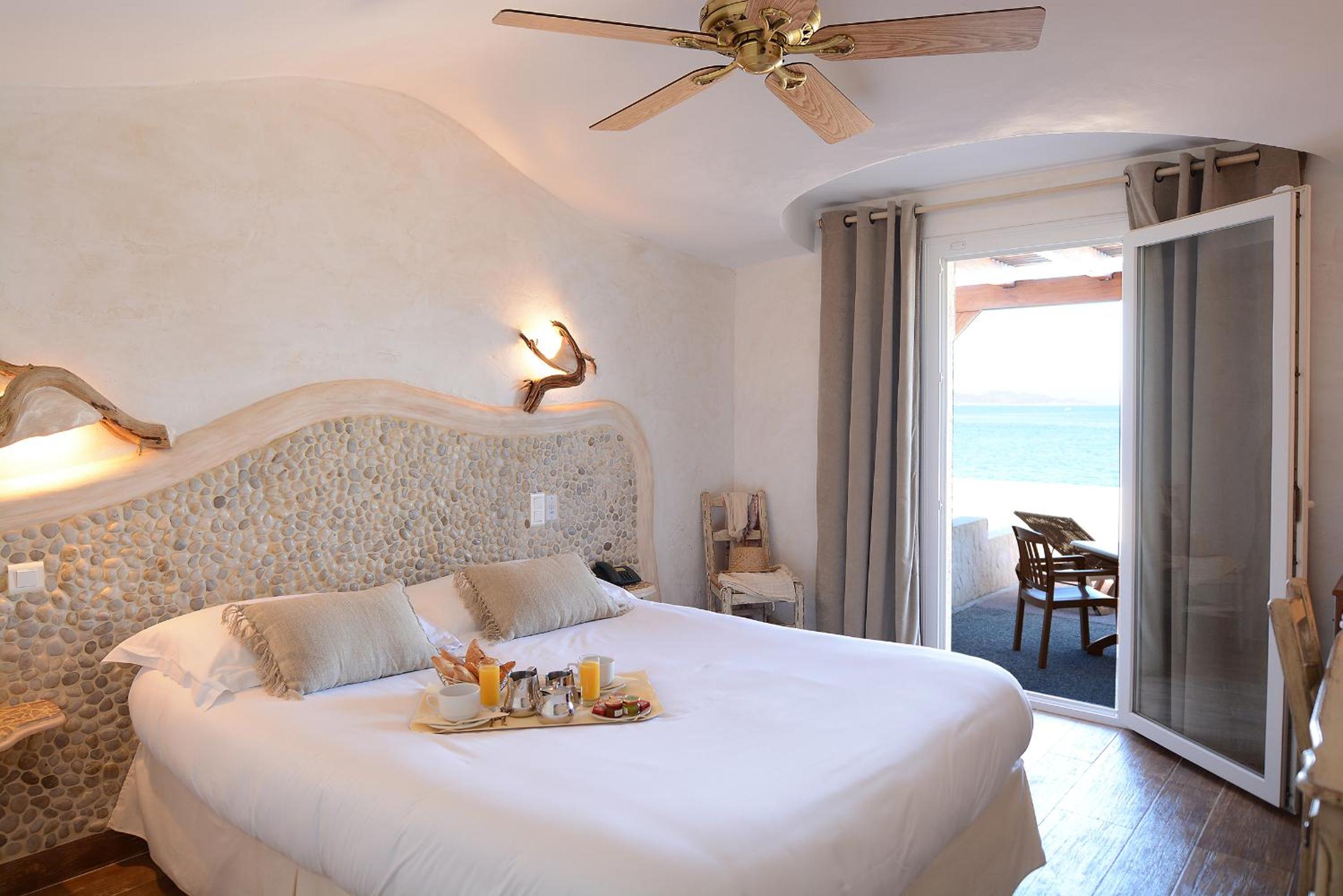 Doppelzimmer mit Terrasse und Meerblick