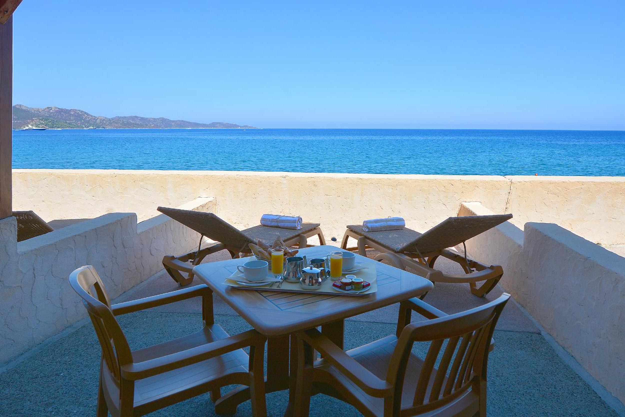 Double Room with Terrace and Sea View   photo 3