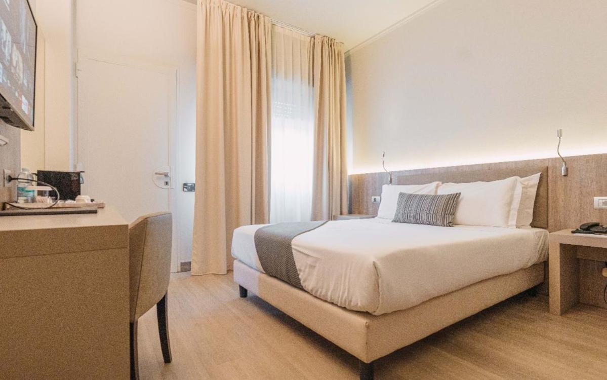 Comfort Double Room - Photo 8