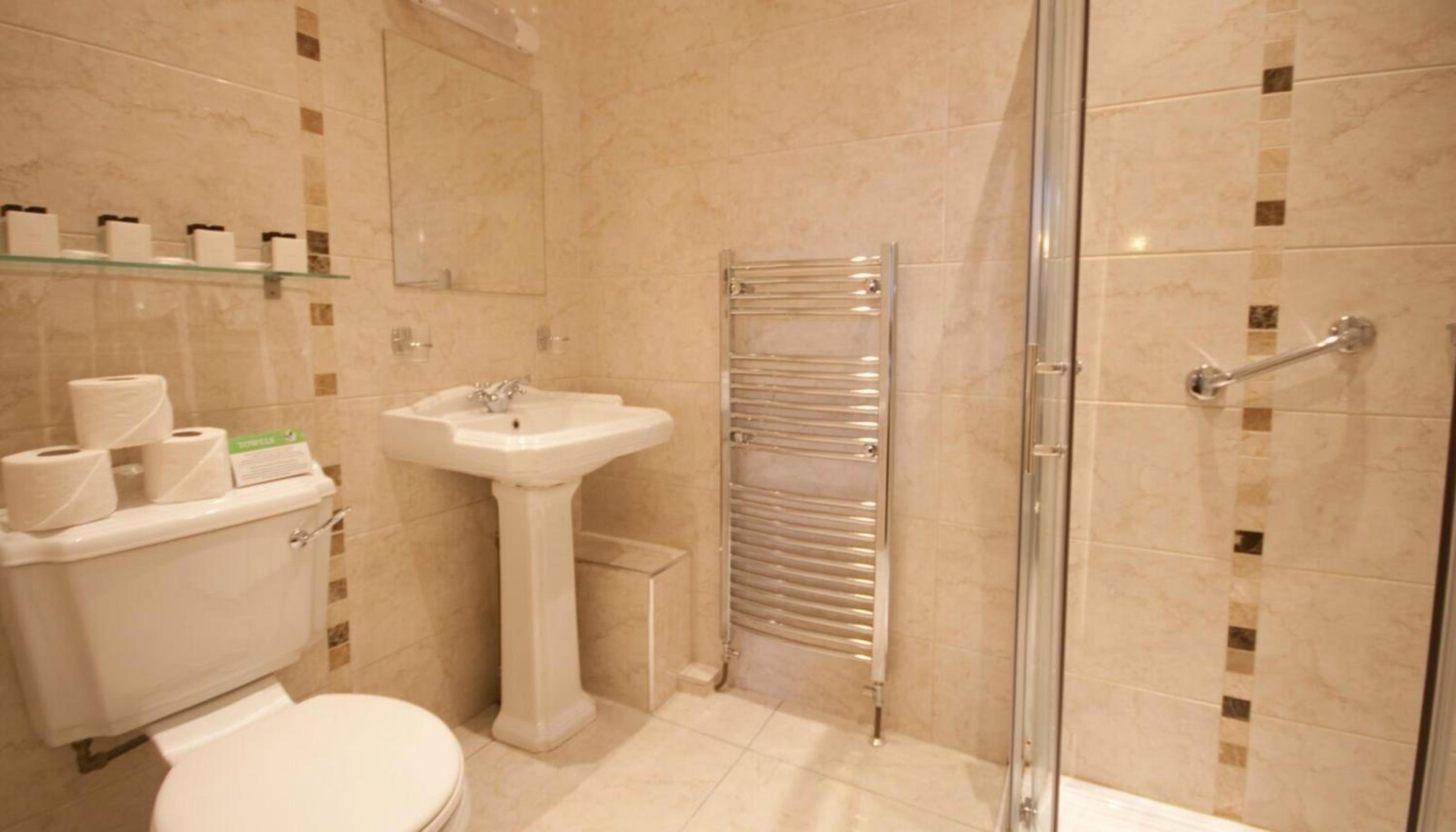 Standard Quadruple Room photo 3