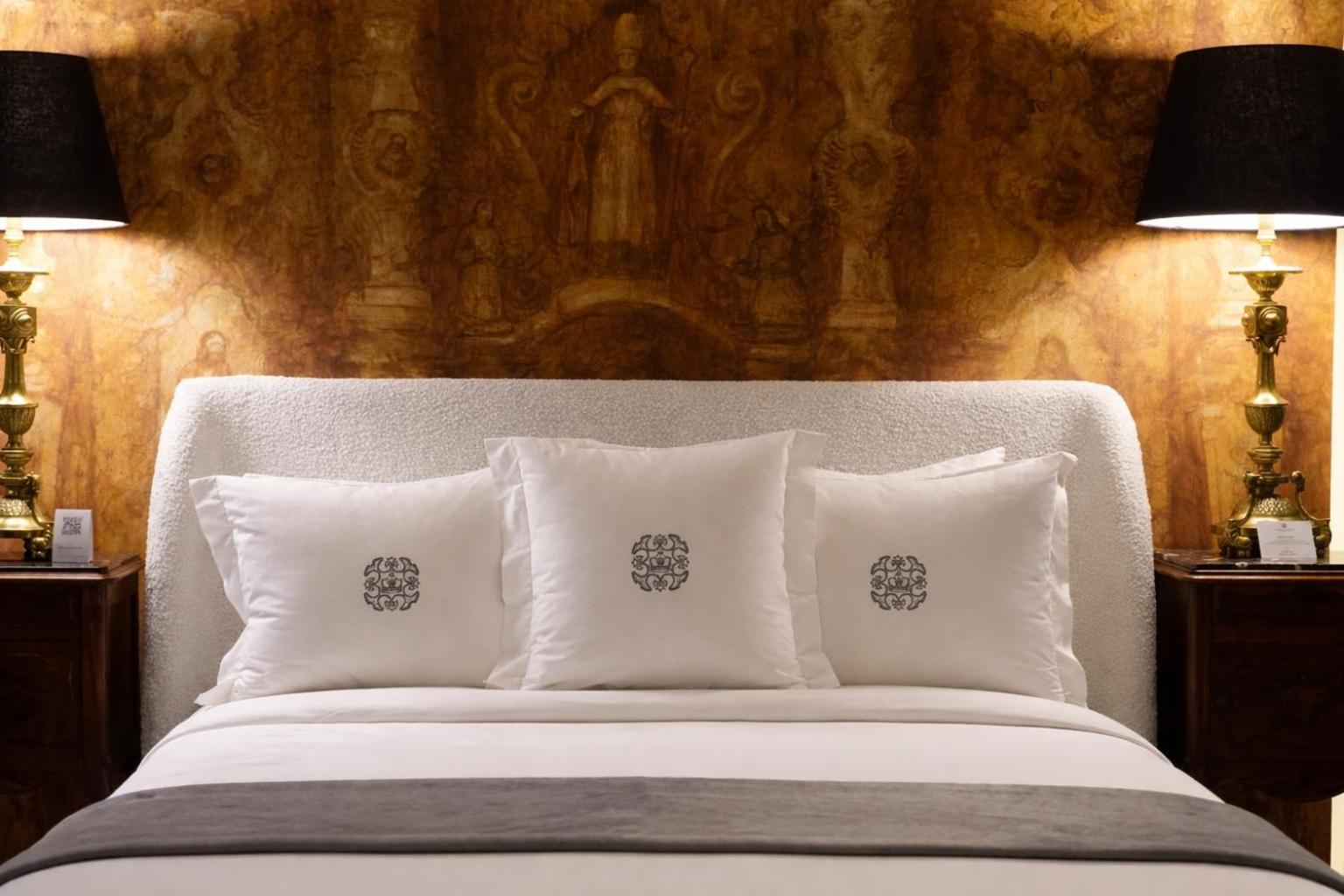 Deluxe Queen Room photo 2