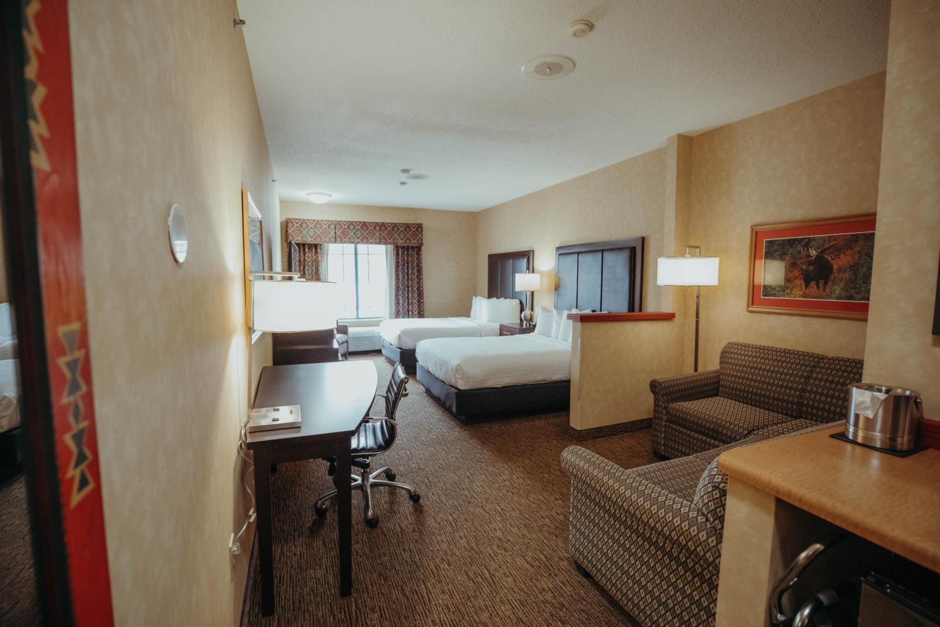 Queen Room - Disability Access - Photo 6
