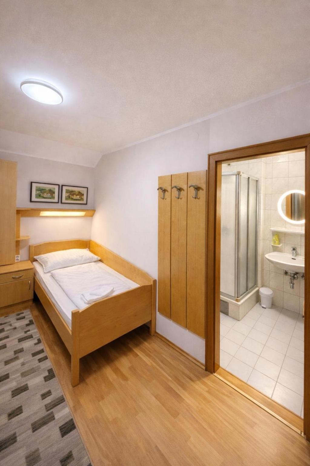 Single Room with Shared Bathroom