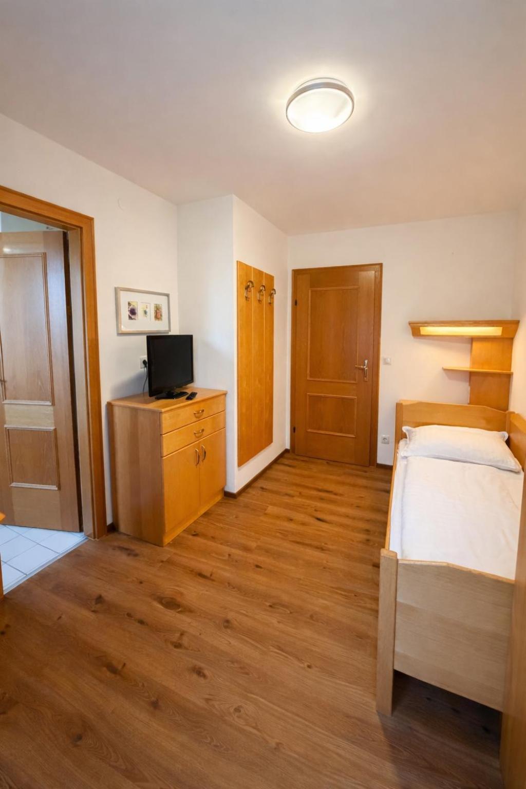 Single Room with Private Bathroom