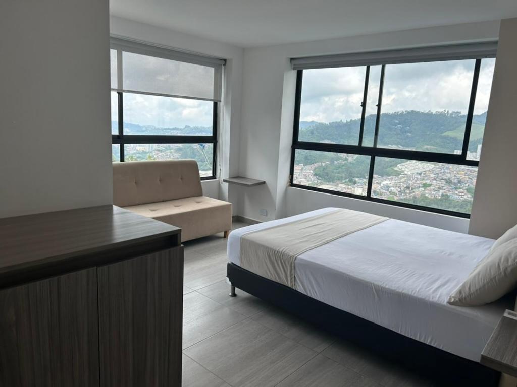 Superior Double or Twin Room with City View photo 3