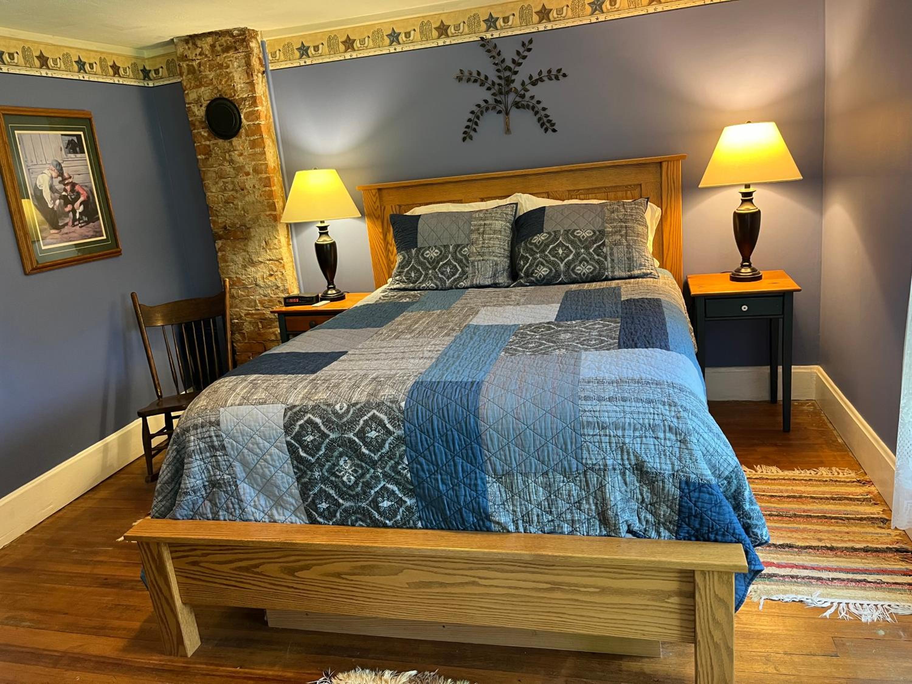 Double Room with Private Bathroom (Blue) photo 3