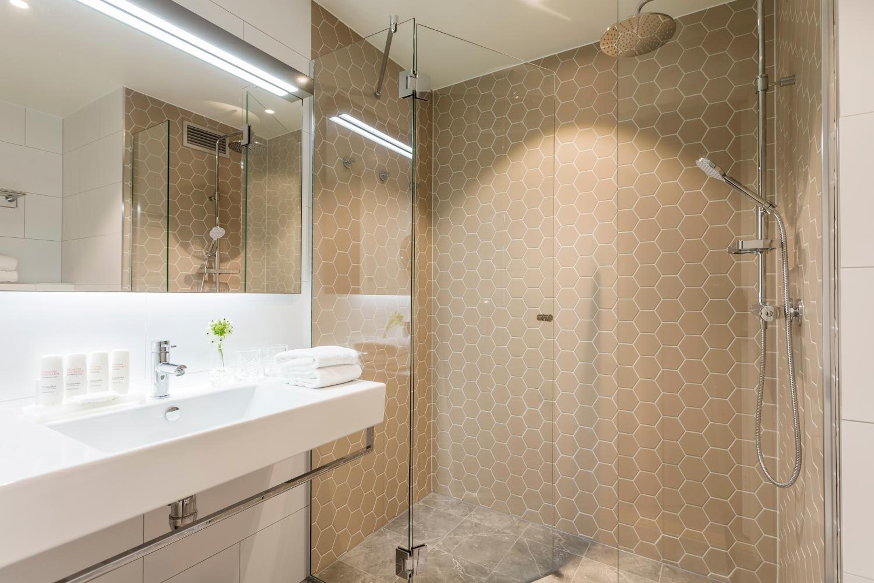 Standard Room - Photo 5