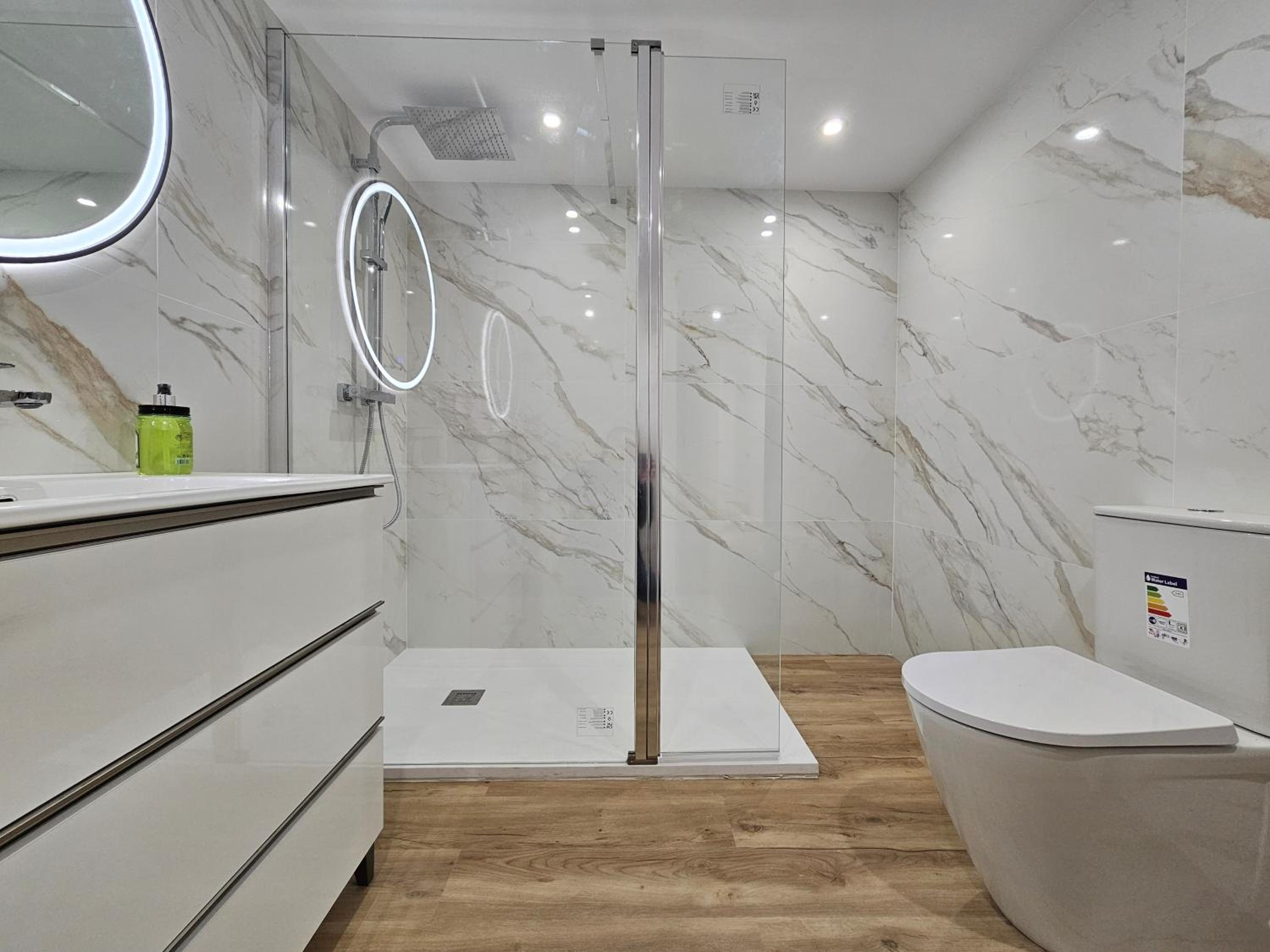 Three-Bedroom Apartment with Park View photo 3