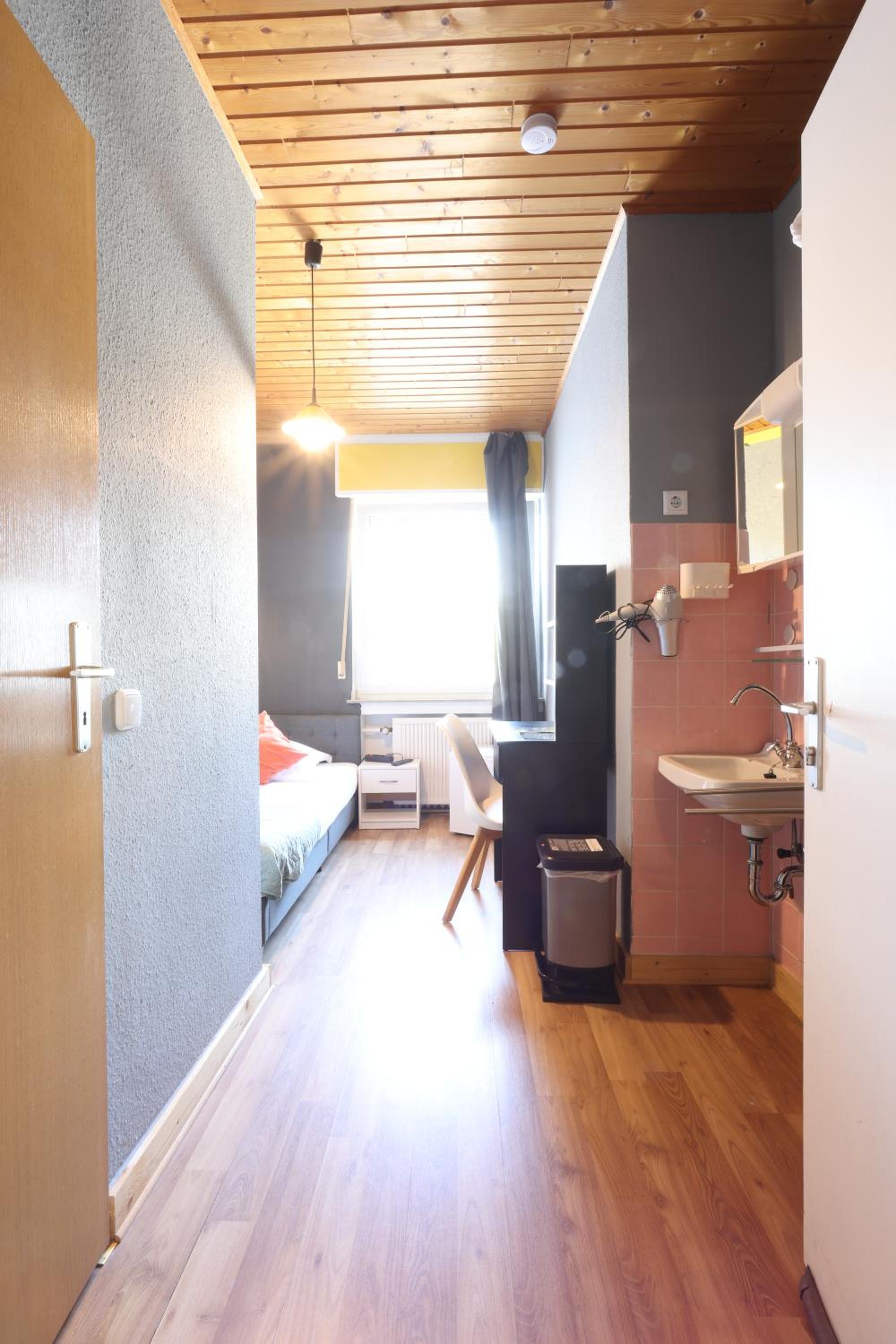 Economy Single Room photo 3