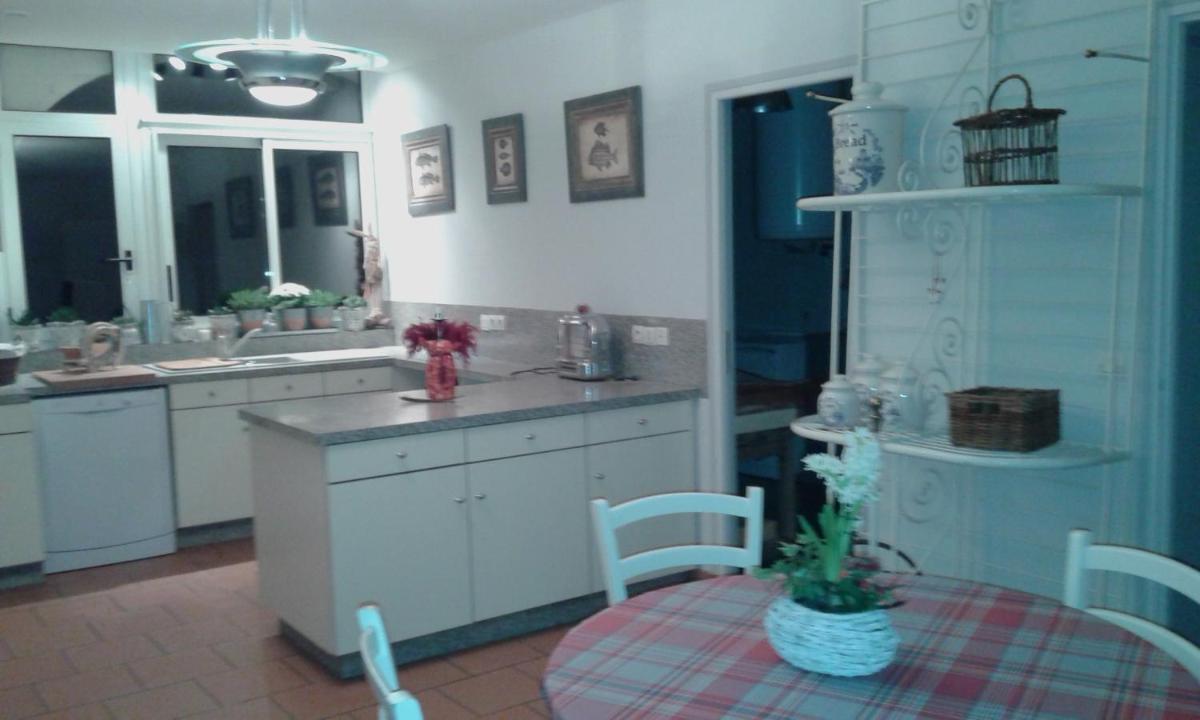 Four-Bedroom House photo 1