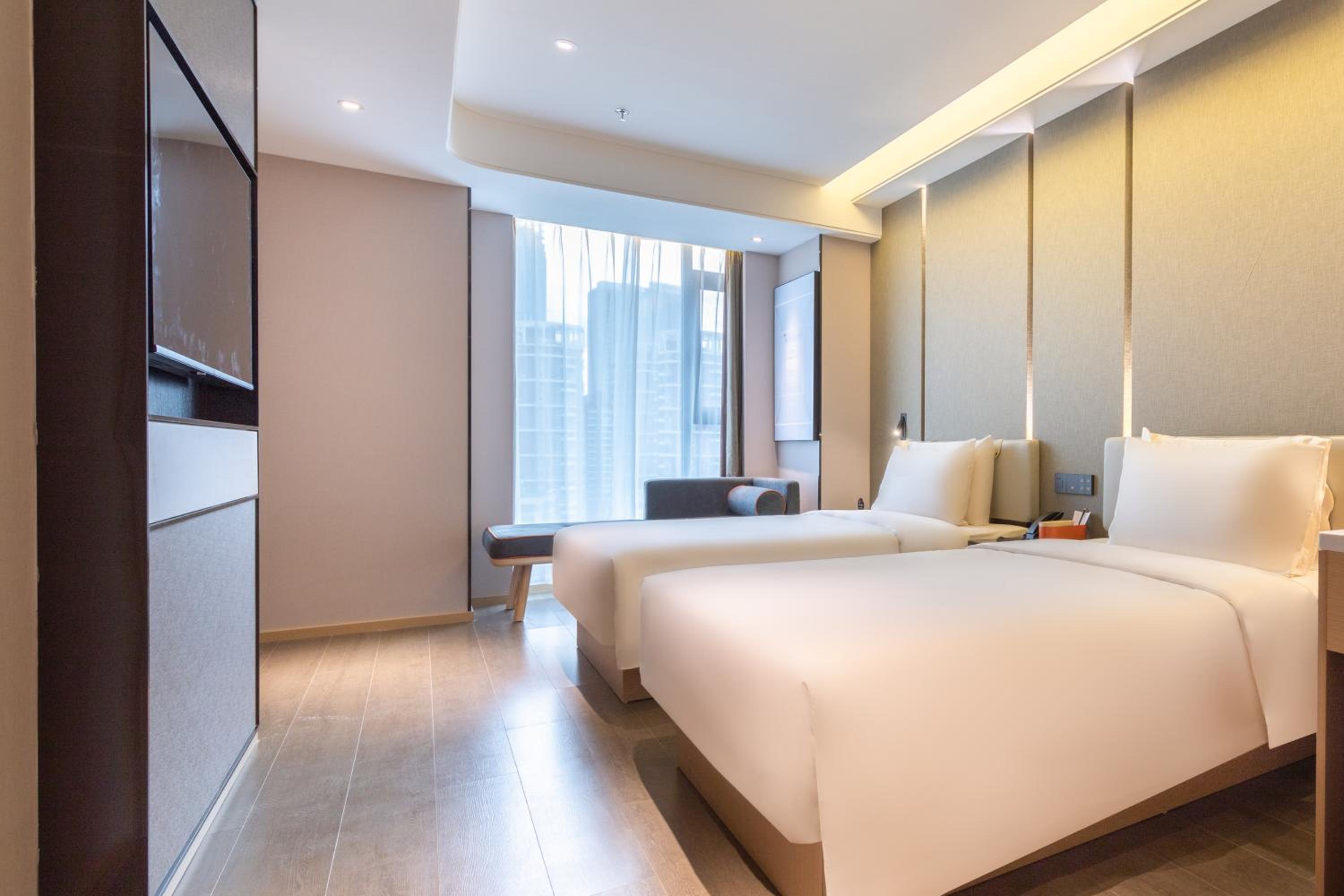 Executive Twin Room - Photo 4