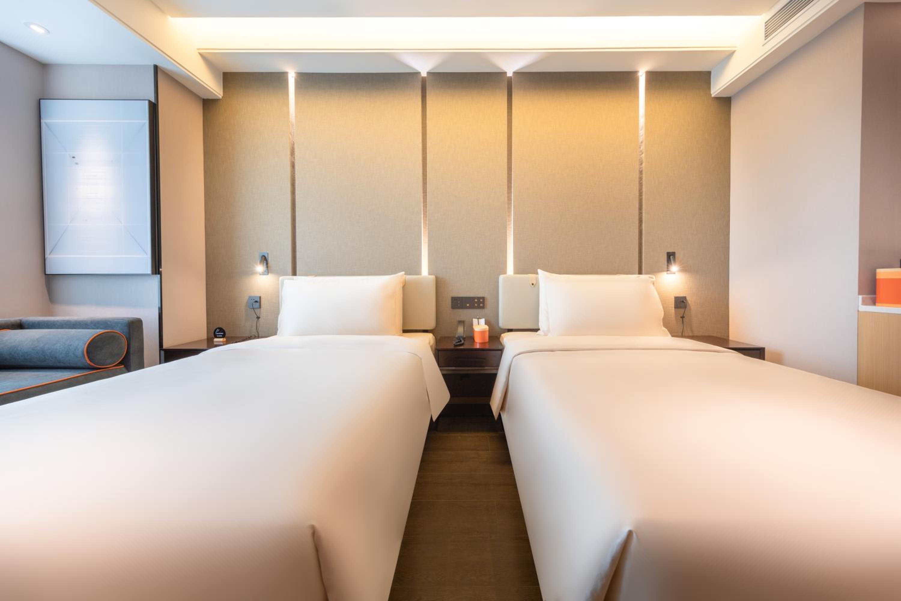 Executive Twin Room - Photo 5