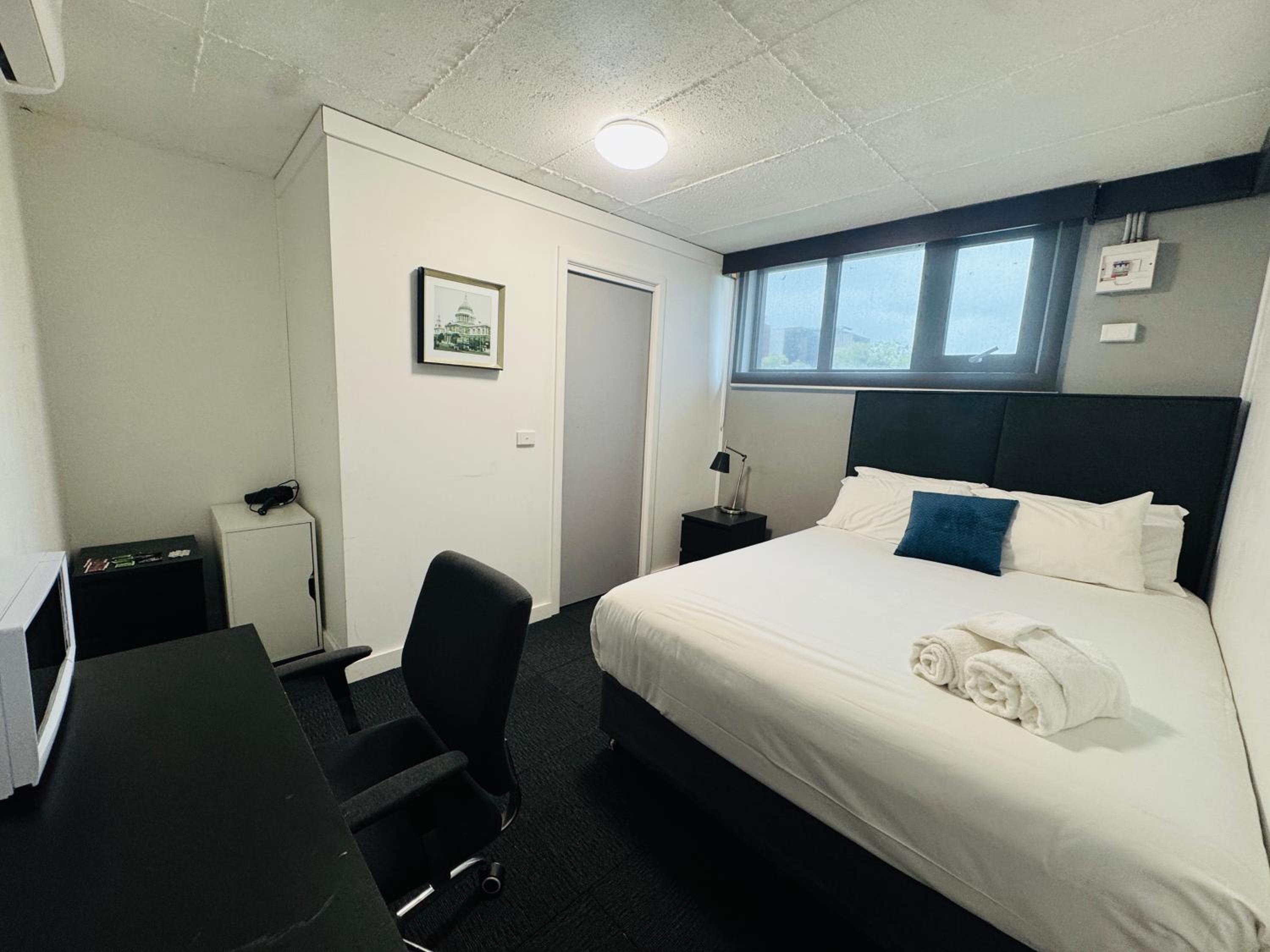 Deluxe Queen Room photo 2