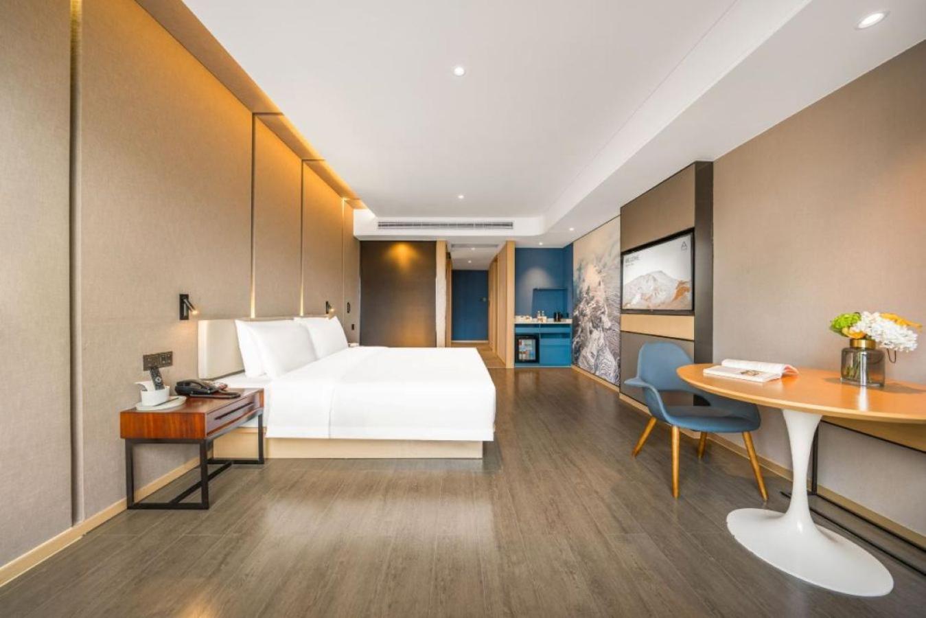 Superior Double Room with City View photo 2