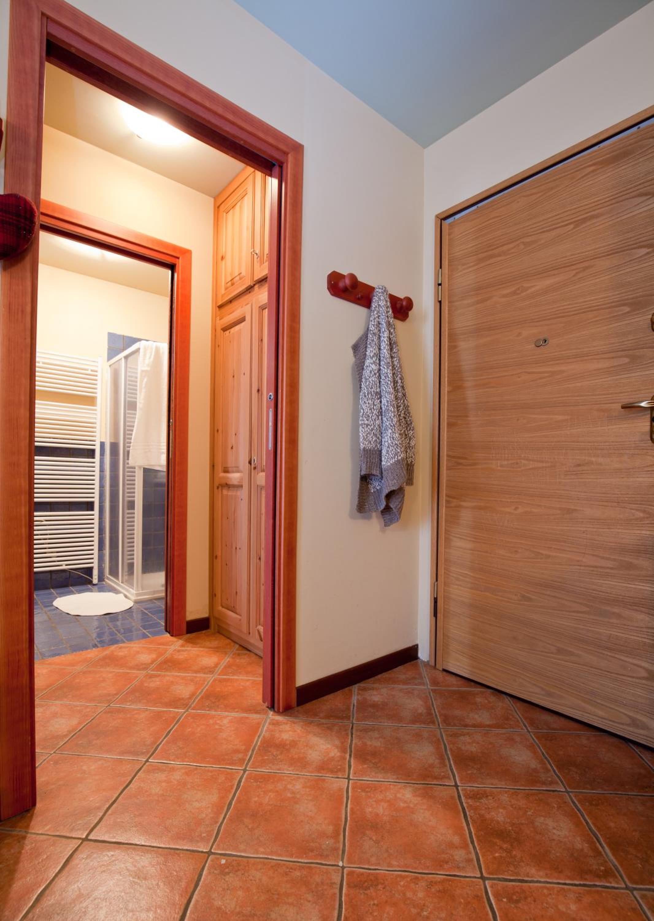 One-Bedroom Apartment (4 Adults)