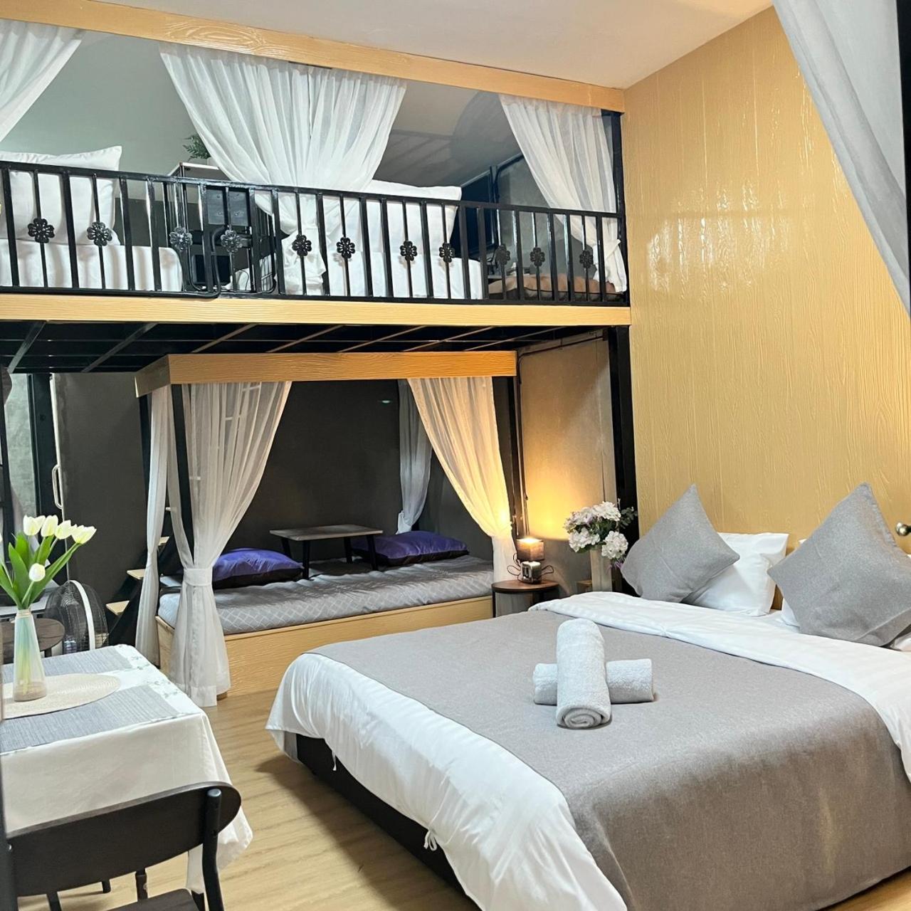 Double or Twin Room with Private Bathroom photo 1