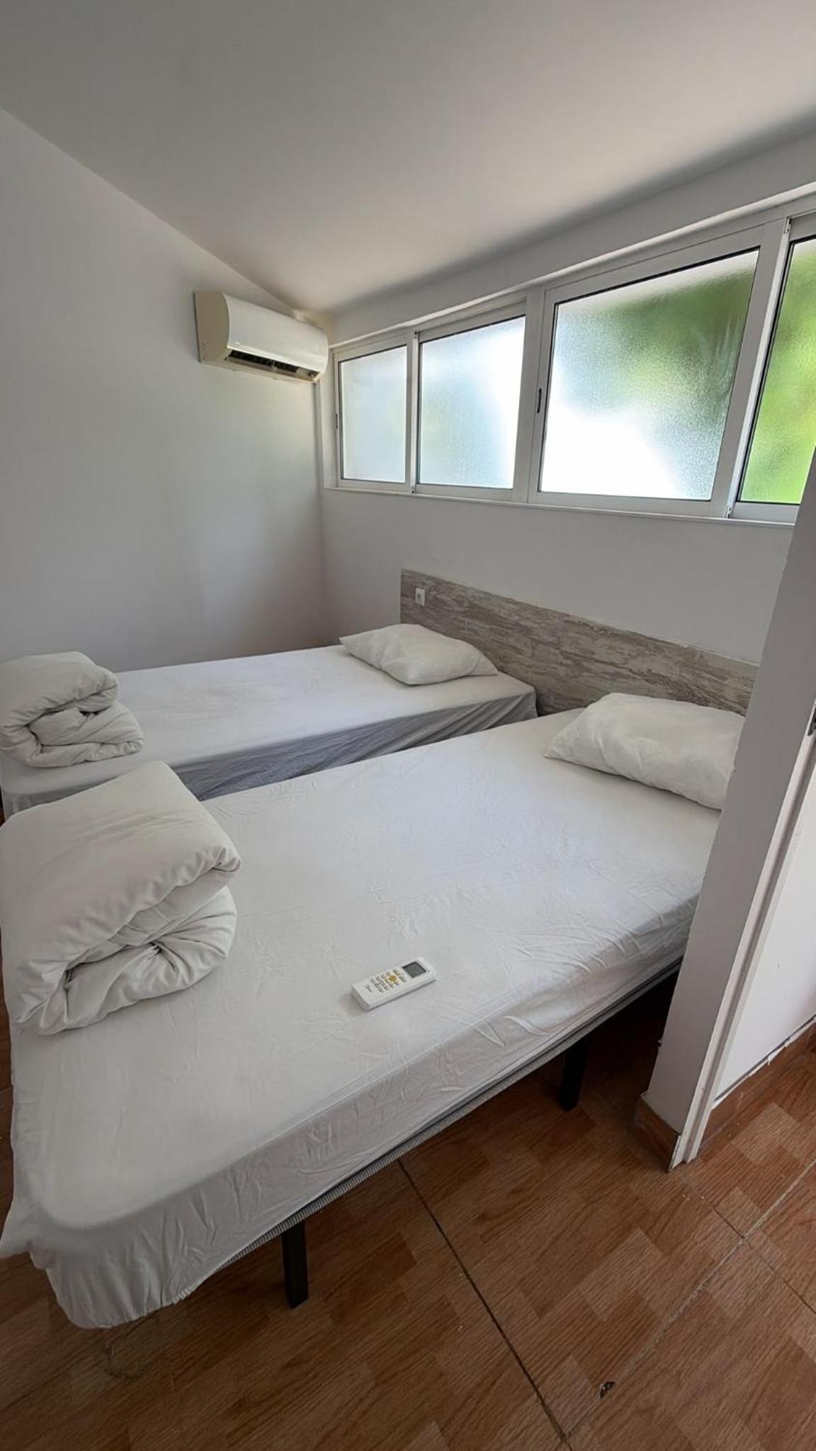 Double or Twin Room with Shared Bathroom photo 3