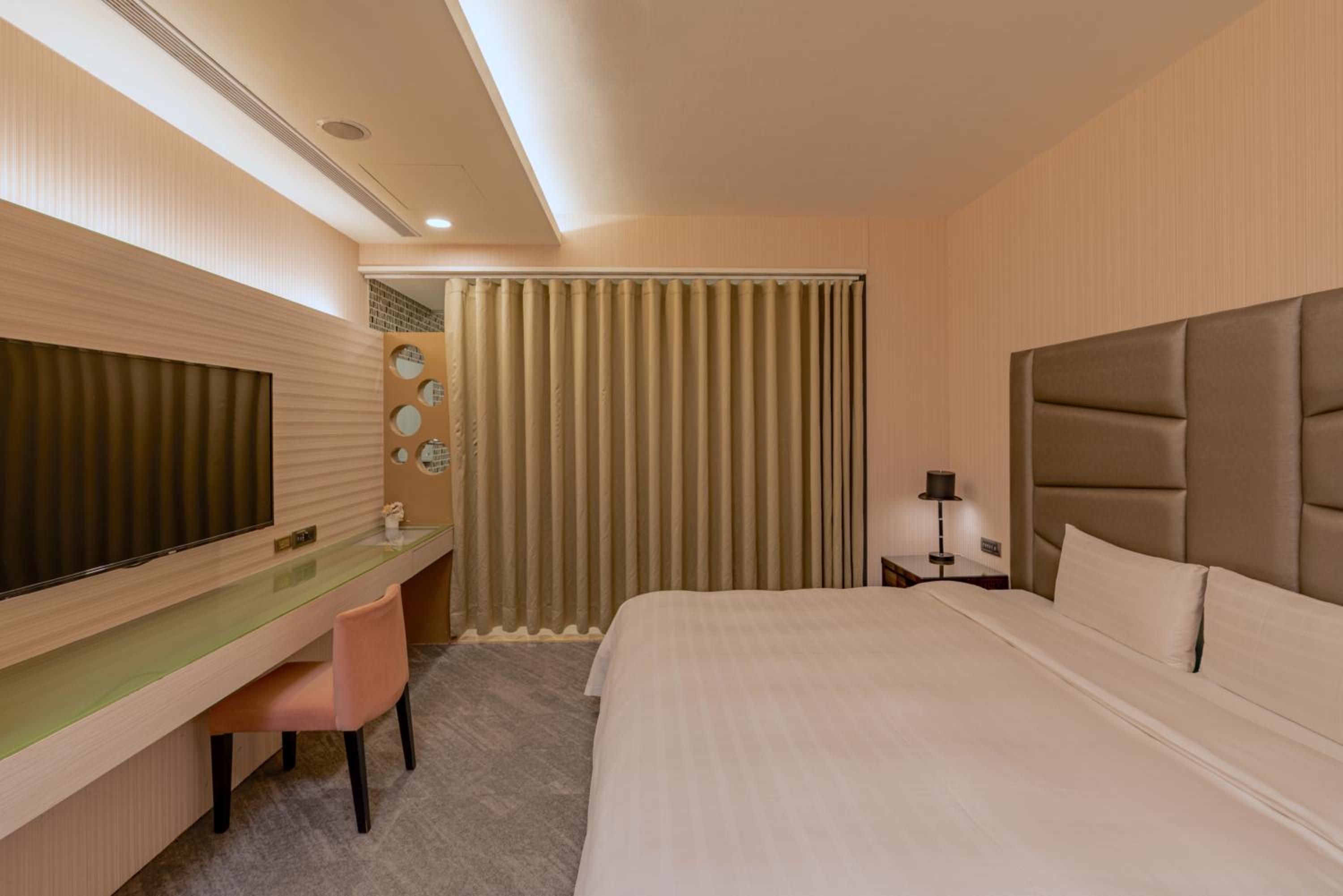 Standard Double Room - Photo 1