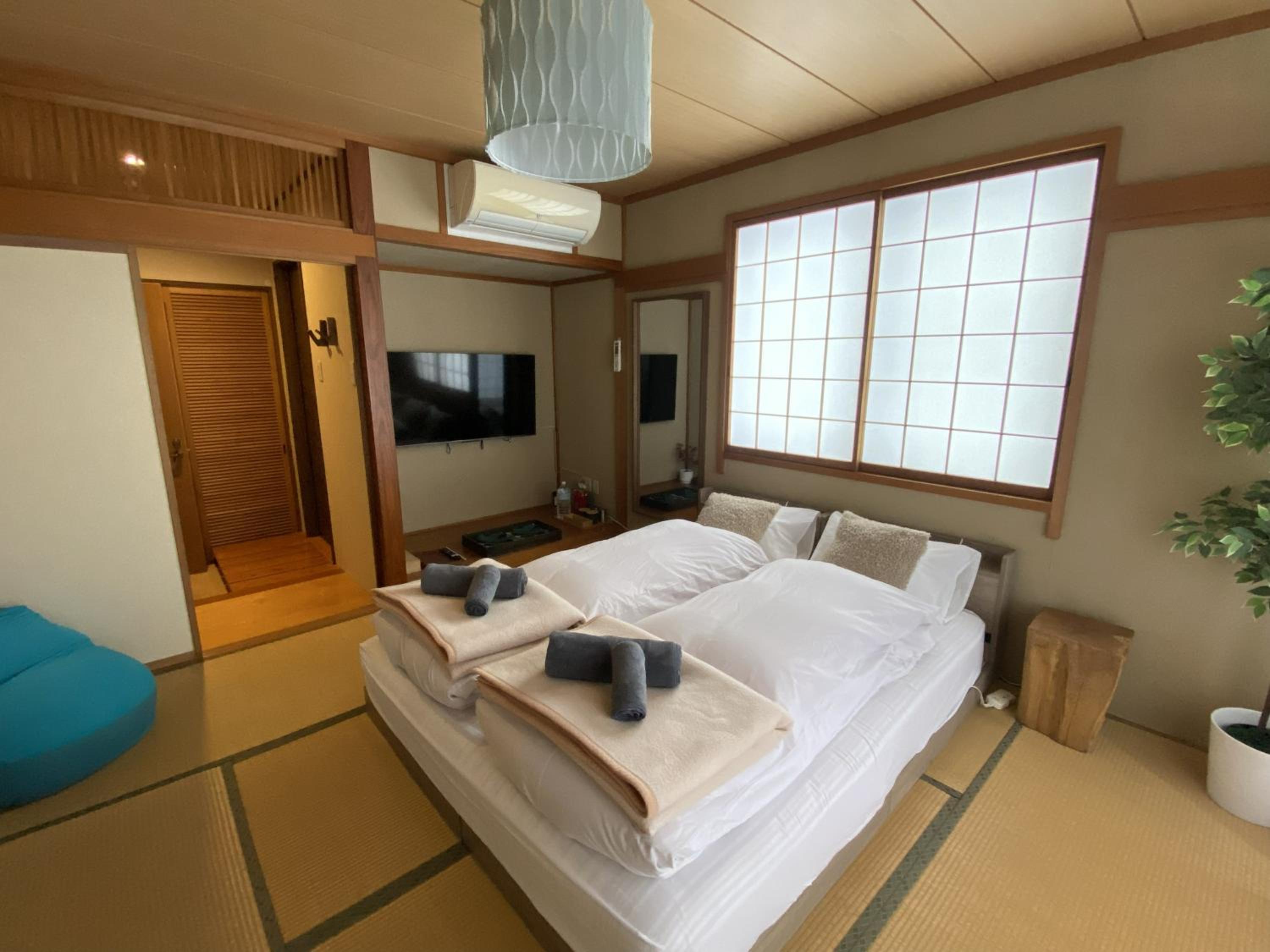 Deluxe Queen Room photo 2