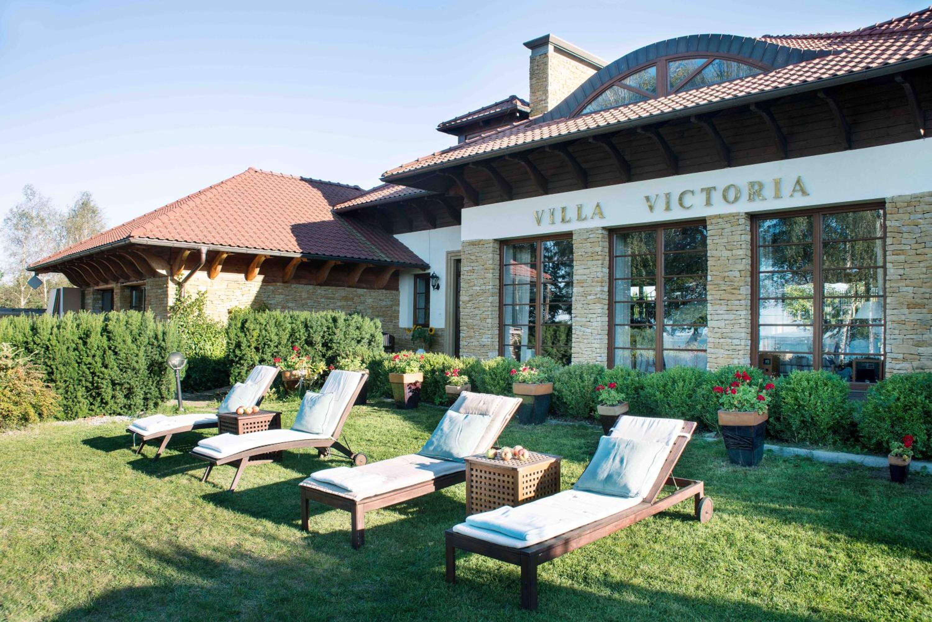 Villa photo 3